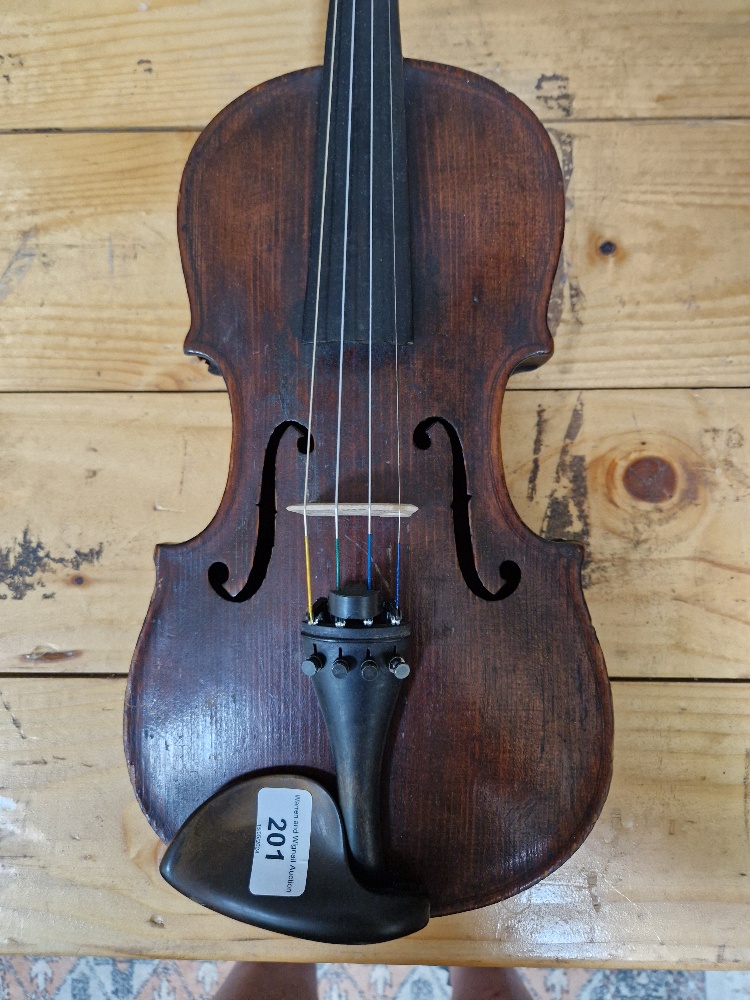 A German 19th century violin, one piece back, length 355mm, with bow stamped Homa, in hard case. - Image 5 of 18