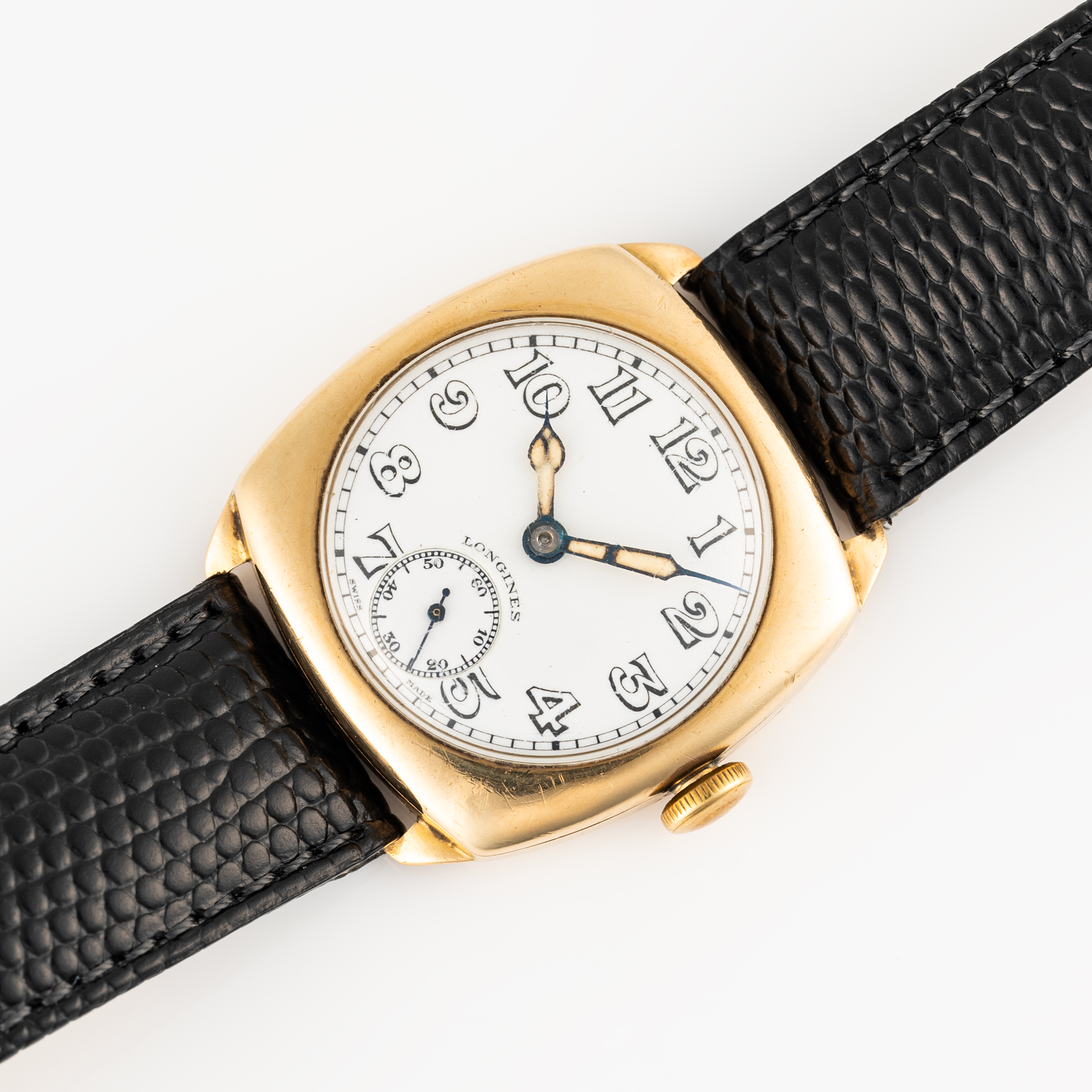 A GENTLEMAN'S SIZE 9CT SOLID GOLD LONGINES WRIST WATCH CIRCA 1930s, WITH WHITE ENAMEL DIAL Movement: - Bild 3 aus 8