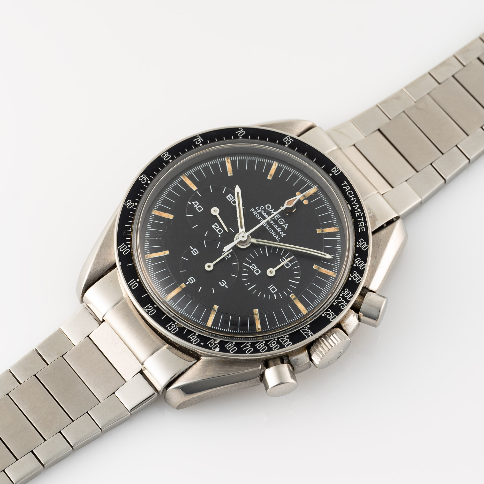 A GENTLEMAN'S SIZE STAINLESS STEEL OMEGA SPEEDMASTER PROFESSIONAL "PRE MOON" CHRONOGRAPH WRIST WATCH - Image 4 of 11