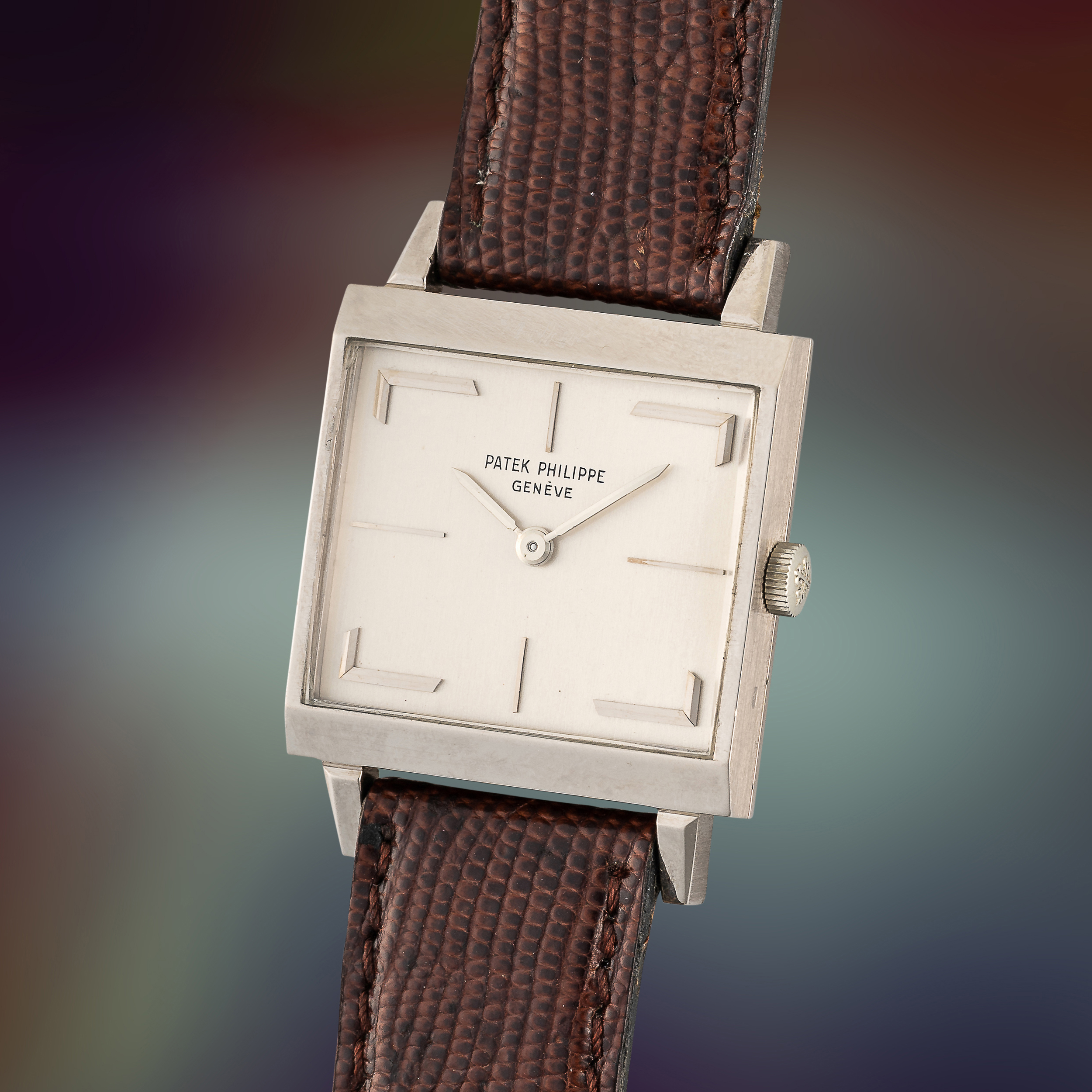 A RARE GENTLEMAN'S SIZE 18K WHITE GOLD PATEK PHILIPPE WRIST WATCH CIRCA 1960, REF. 3406 Movement: