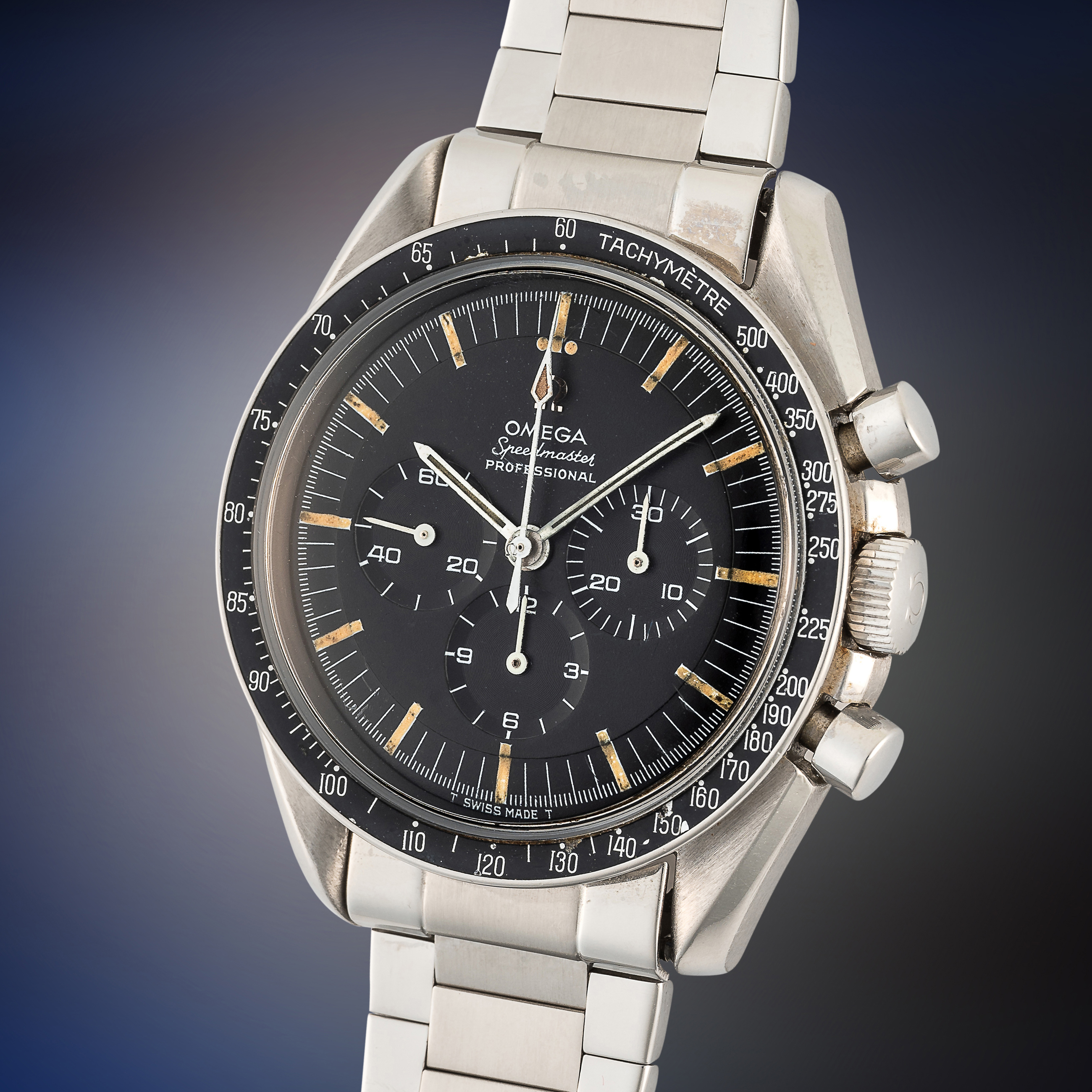 A GENTLEMAN'S SIZE STAINLESS STEEL OMEGA SPEEDMASTER PROFESSIONAL "PRE MOON" CHRONOGRAPH WRIST WATCH