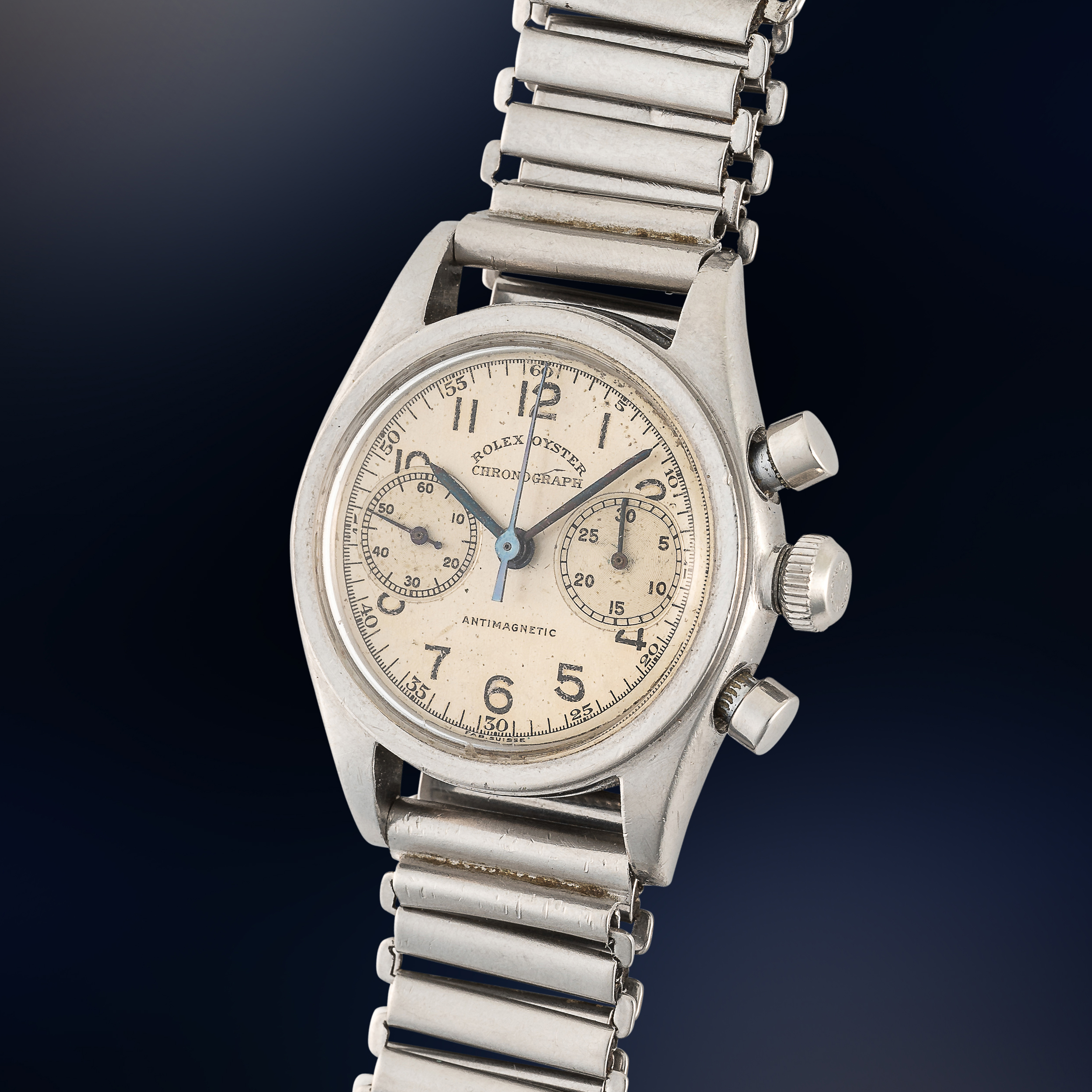 A VERY RARE GENTLEMAN'S SMALL SIZE STAINLESS STEEL ROLEX OYSTER CHRONOGRAPH WRIST WATCH CIRCA 1940s,
