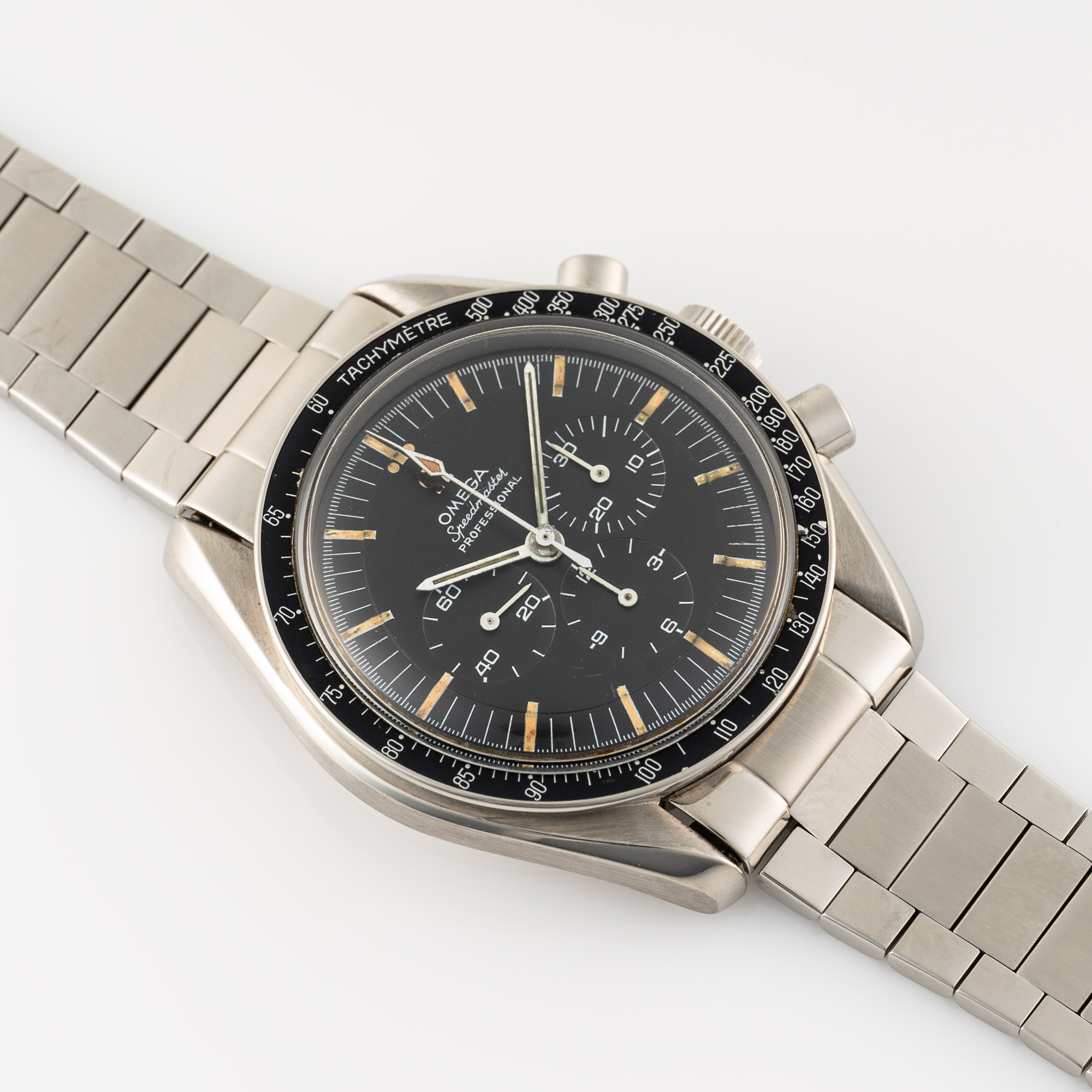 A GENTLEMAN'S SIZE STAINLESS STEEL OMEGA SPEEDMASTER PROFESSIONAL "PRE MOON" CHRONOGRAPH WRIST WATCH - Image 3 of 11