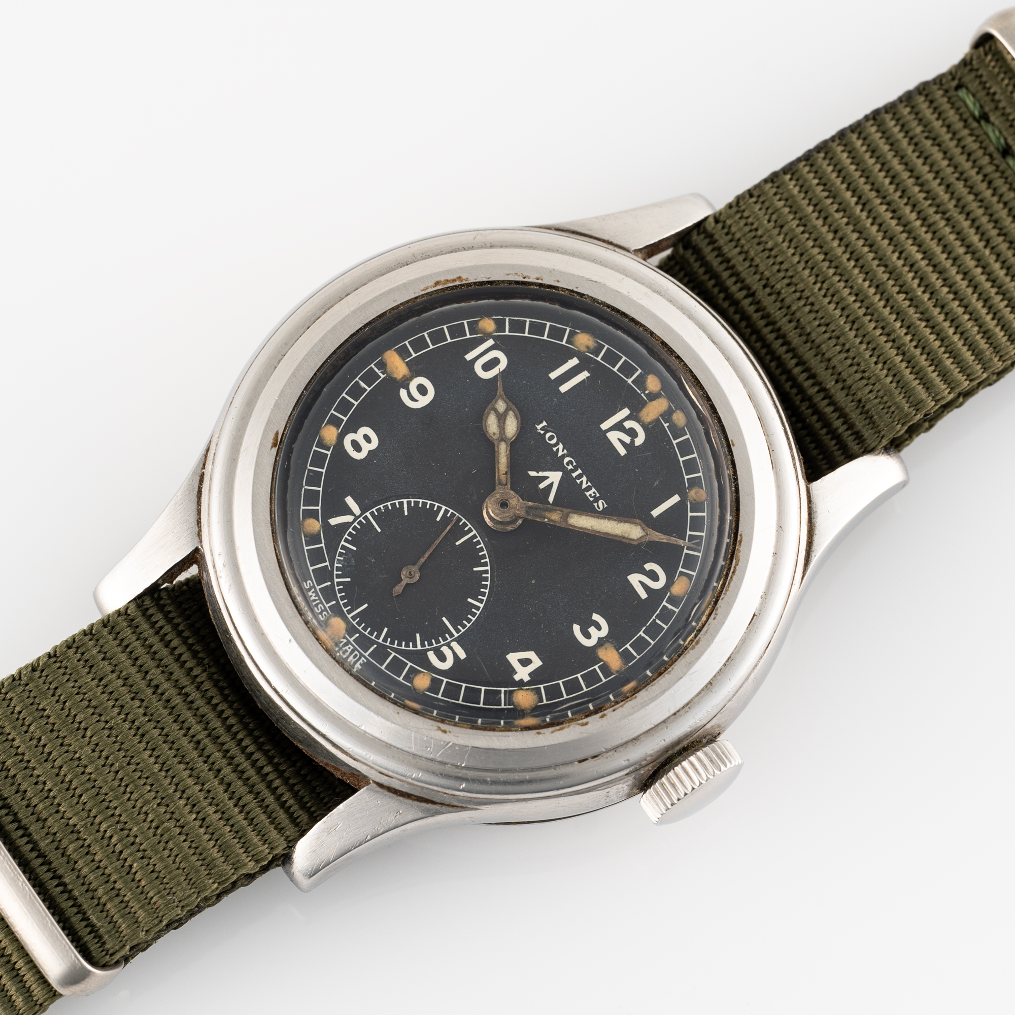 A GENTLEMAN'S STAINLESS STEEL BRITISH MILITARY LONGINES W.W.W. WRIST WATCH CIRCA 1945, PART OF - Image 3 of 8