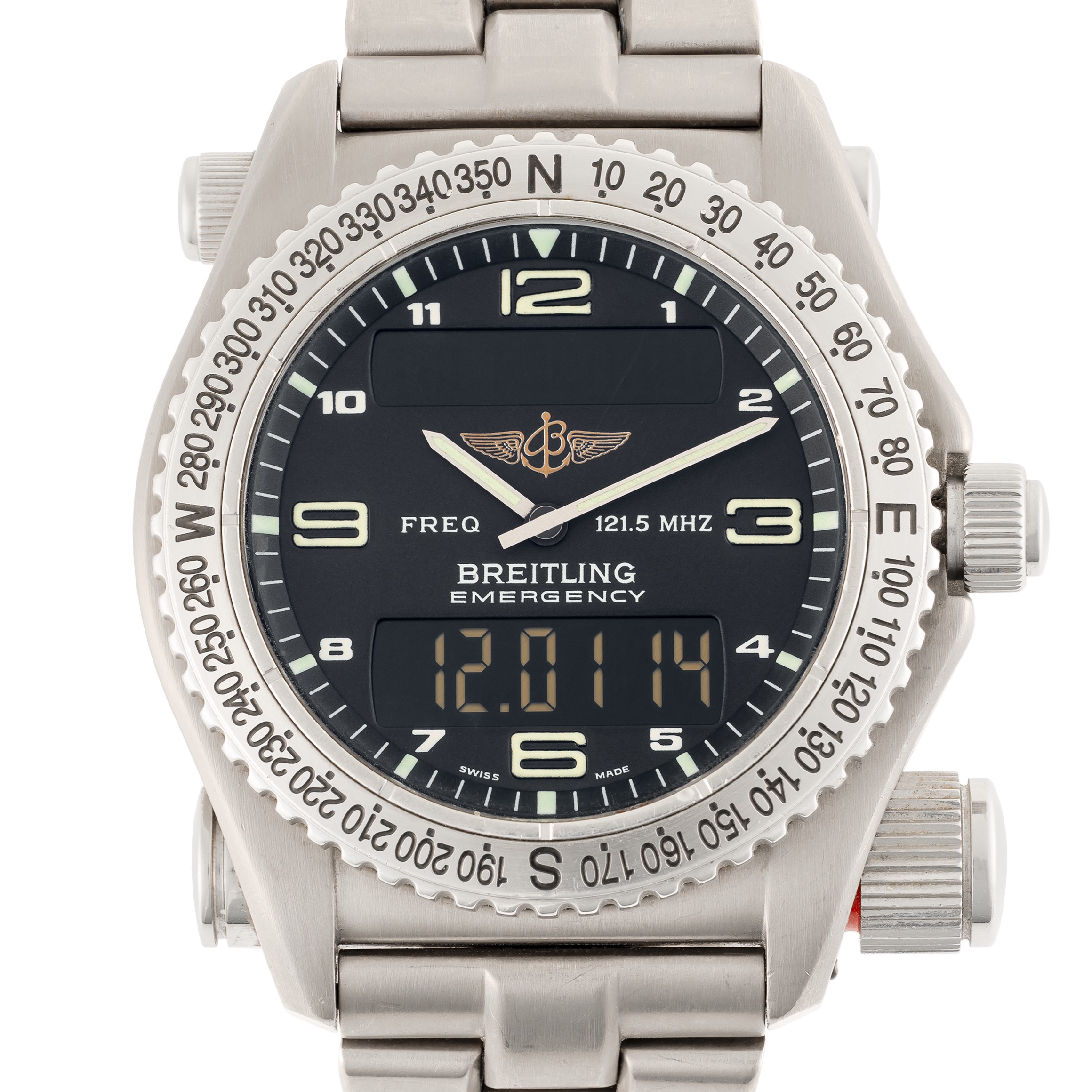 A GENTLEMAN'S SIZE TITANIUM BREITLING EMERGENCY BRACELET WATCH CIRCA 2000, REF. E56121  Movement: