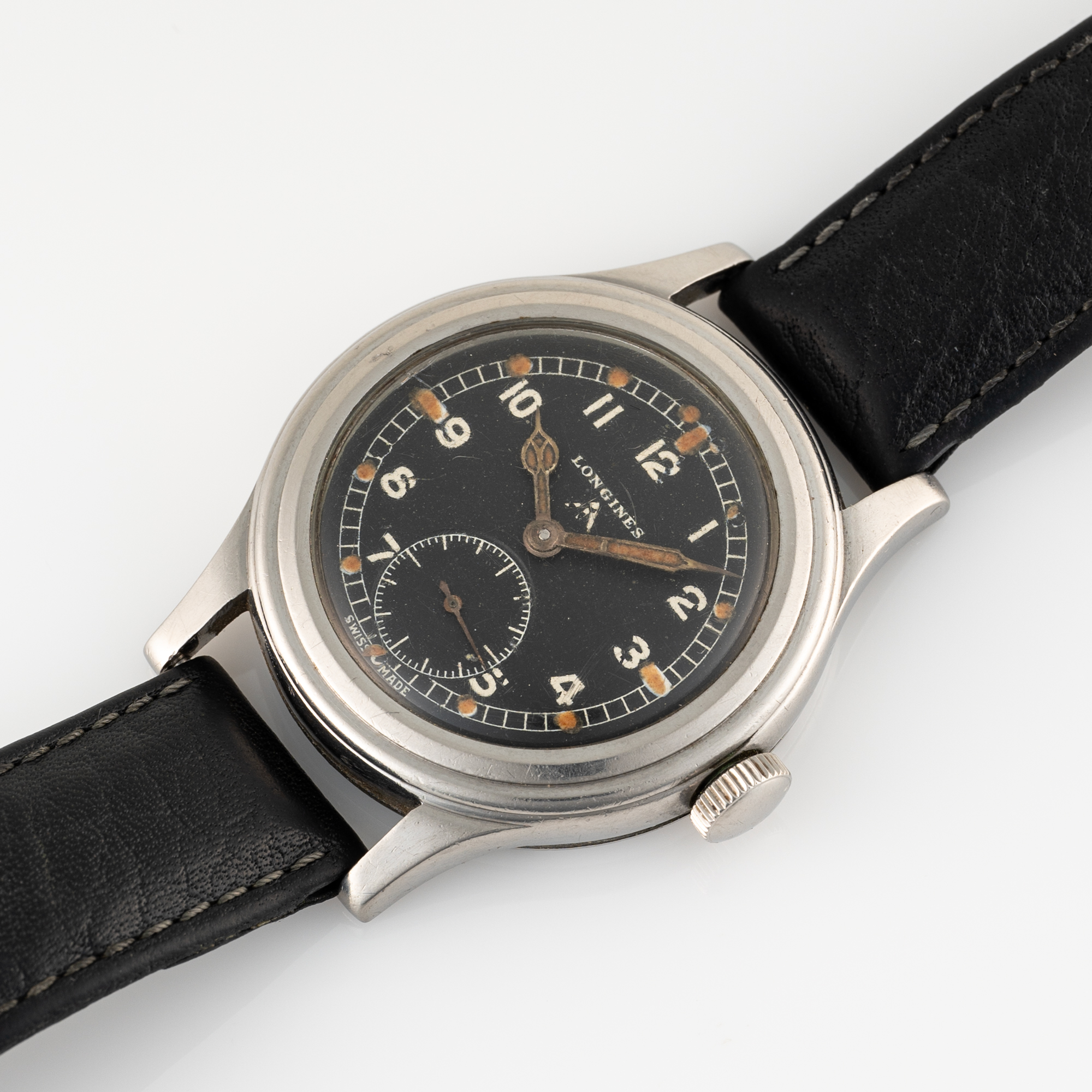 A GENTLEMAN'S STAINLESS STEEL BRITISH MILITARY LONGINES W.W.W. WRIST WATCH CIRCA 1945, PART OF - Image 3 of 8