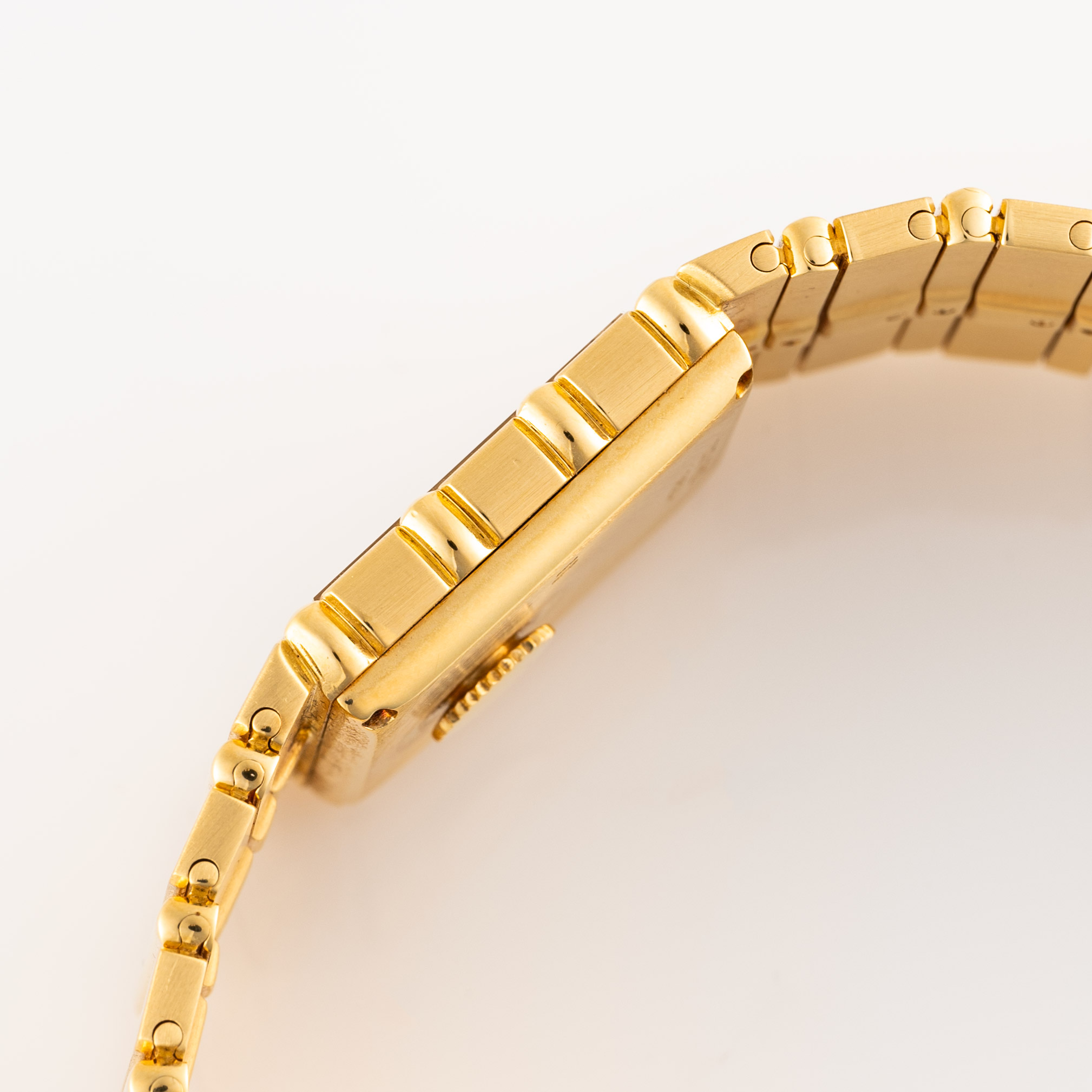 A GENTLEMAN'S SIZE 18K SOLID GOLD PIAGET POLO BRACELET WATCH CIRCA 1970s, REF. 7131 FIRST SERIES - Image 5 of 8