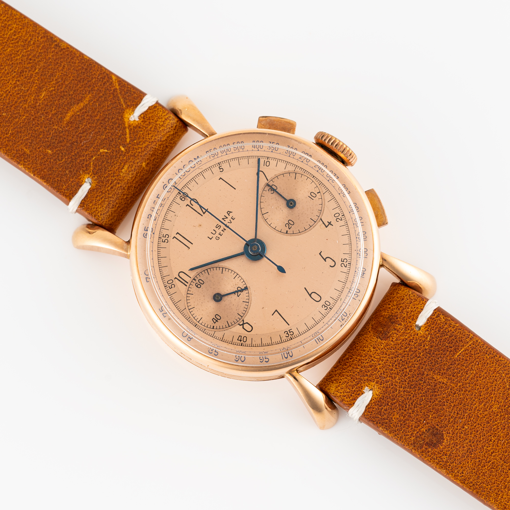 A RARE GENTLEMAN'S SIZE 18K SOLID PINK GOLD LUSINA CHRONOGRAPH WRIST WATCH CIRCA 1940s Movement: - Image 3 of 8