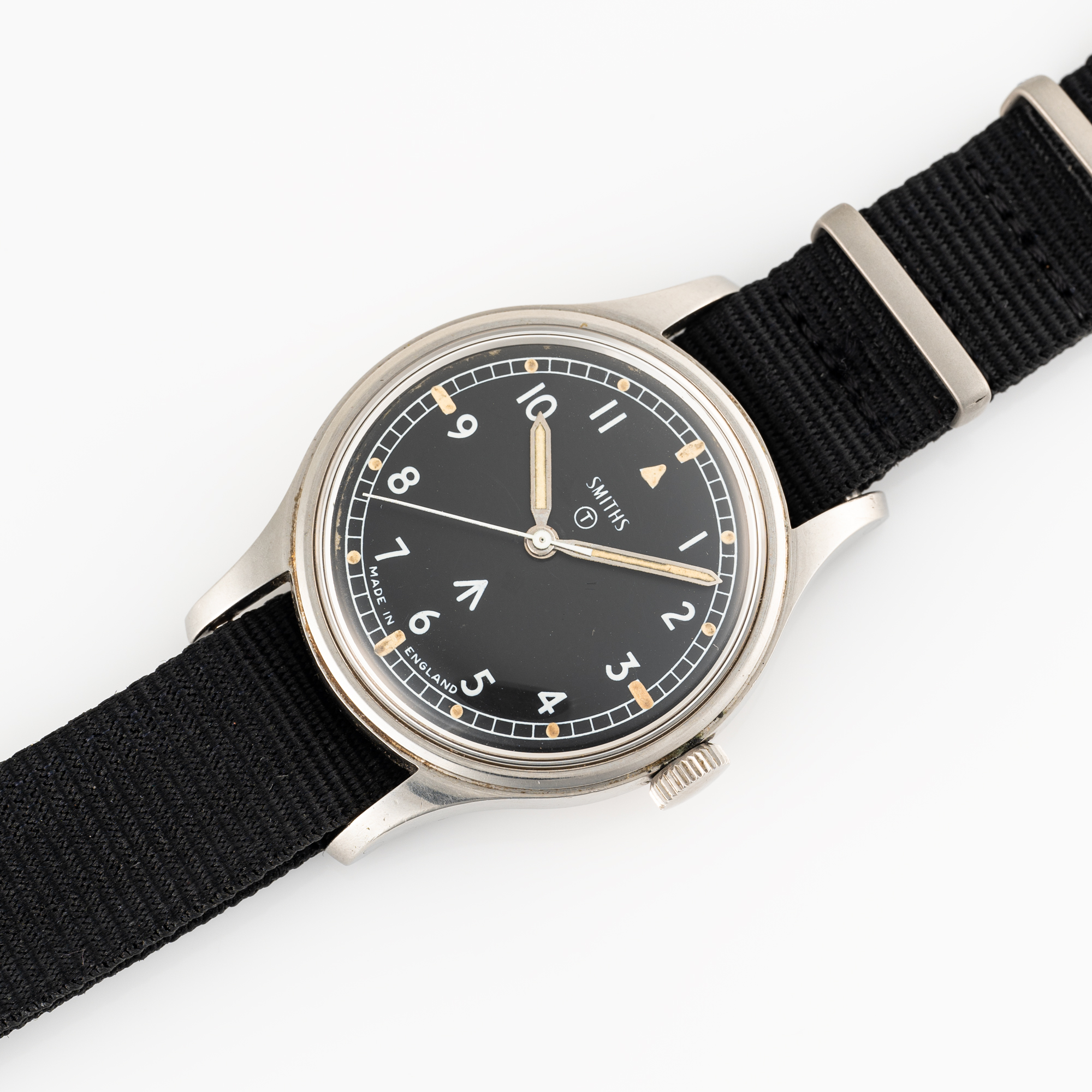 A GENTLEMAN'S STAINLESS STEEL BRITISH MILITARY SMITHS WRIST WATCH DATED 1969, ISSUED TO THE - Image 4 of 8