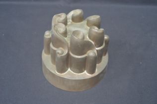 19th century Benham & Froud copper jelly mould numbered 365 Please note descriptions are not