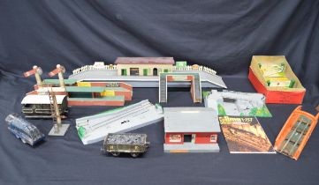 Collection of model railway buildings to include: station platform, bridge and turntables etc Please