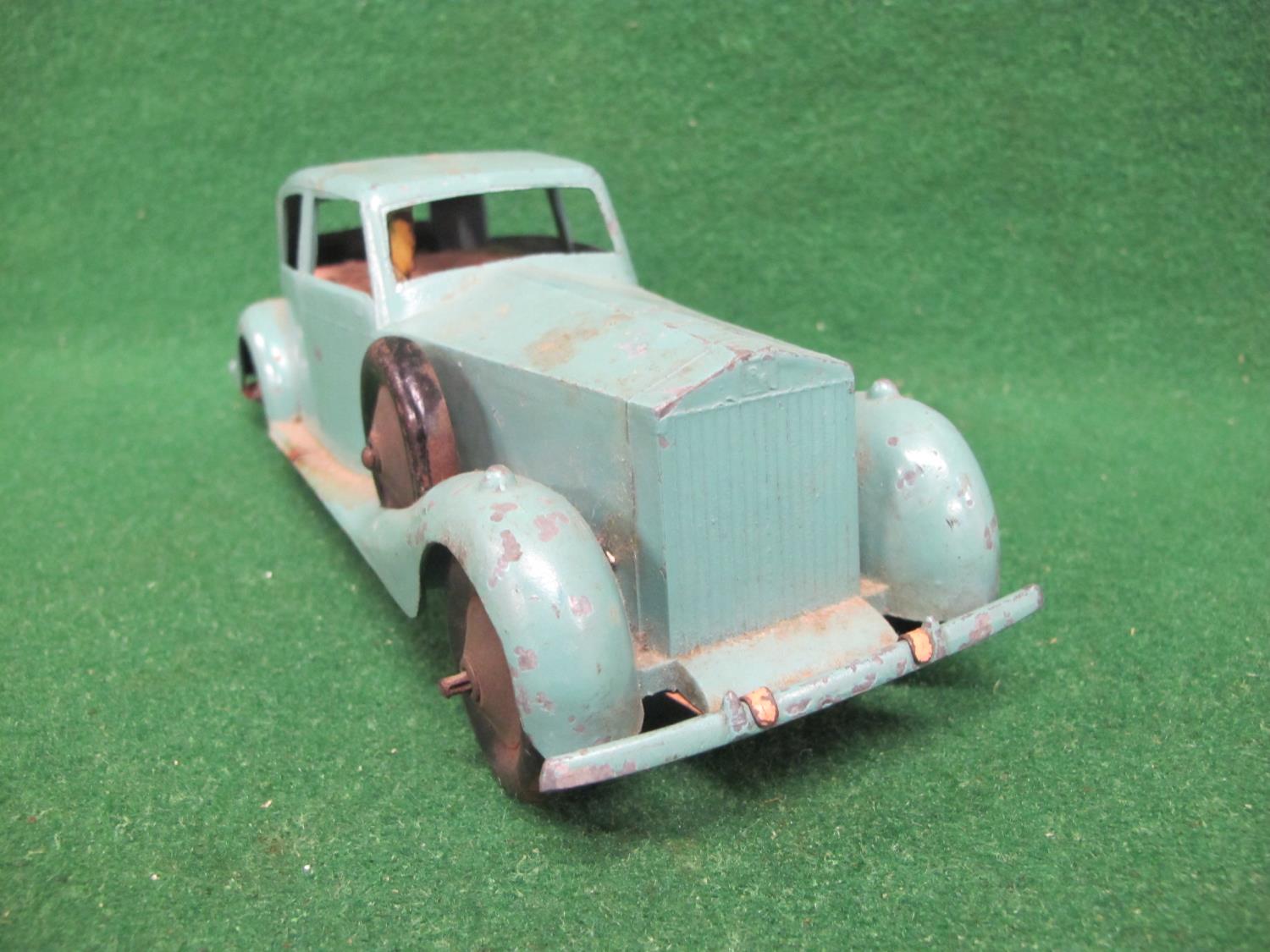 Rare Betal (England) diecast clockwork Rolls Royce with tinplate driver and base - 10" long (working - Image 2 of 5