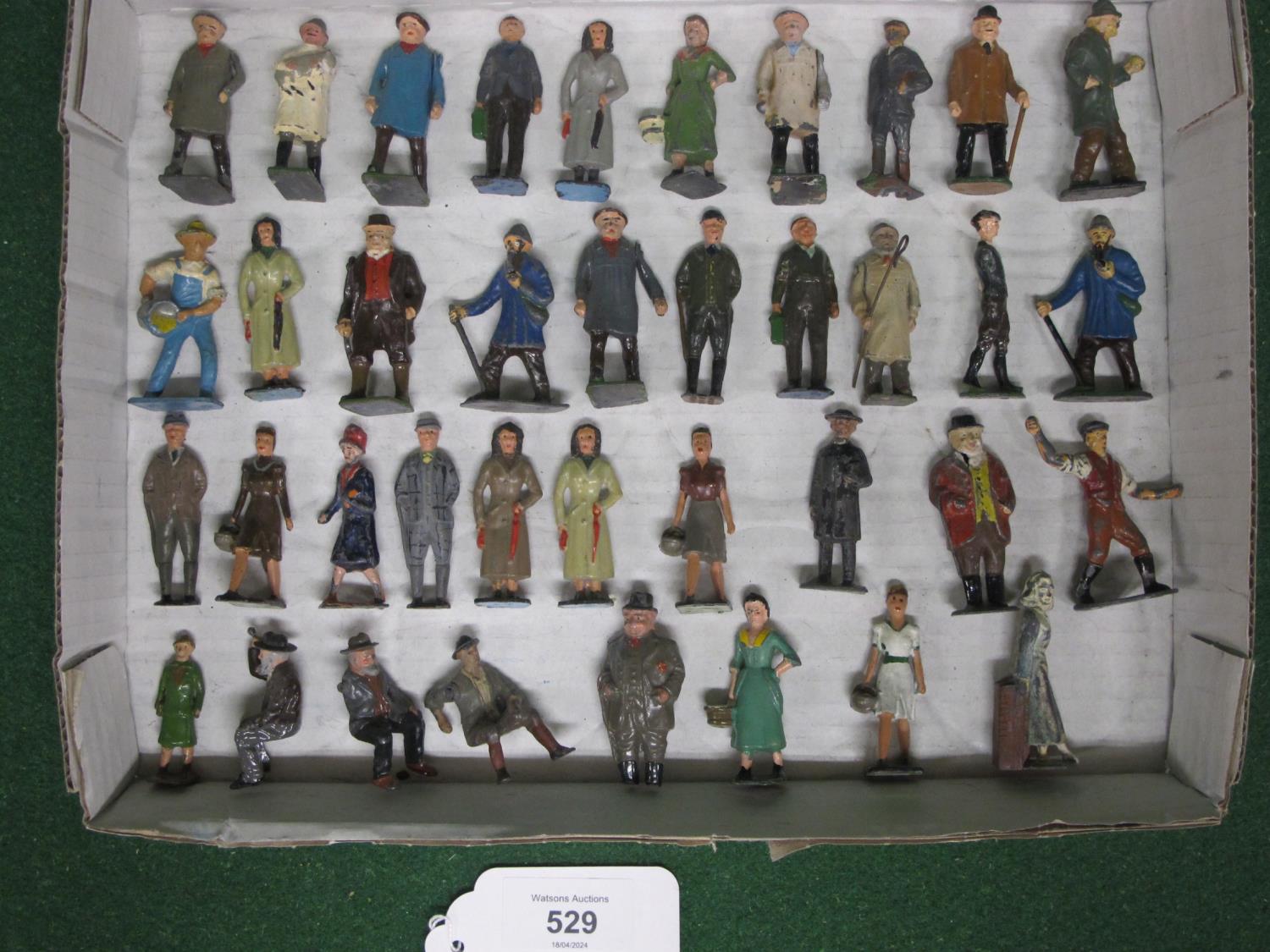 Thirty eight hand painted cast metal figures from Britains etc Please note descriptions are not - Image 2 of 2