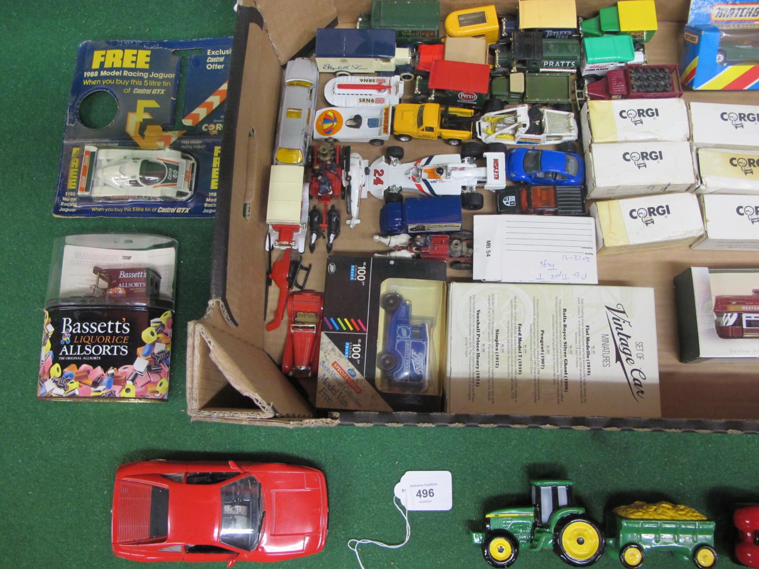 Quantity of approx fifty loose and boxed vehicle models from Lesney, Corgi, Lledo, Matchbox, Burago, - Image 3 of 3