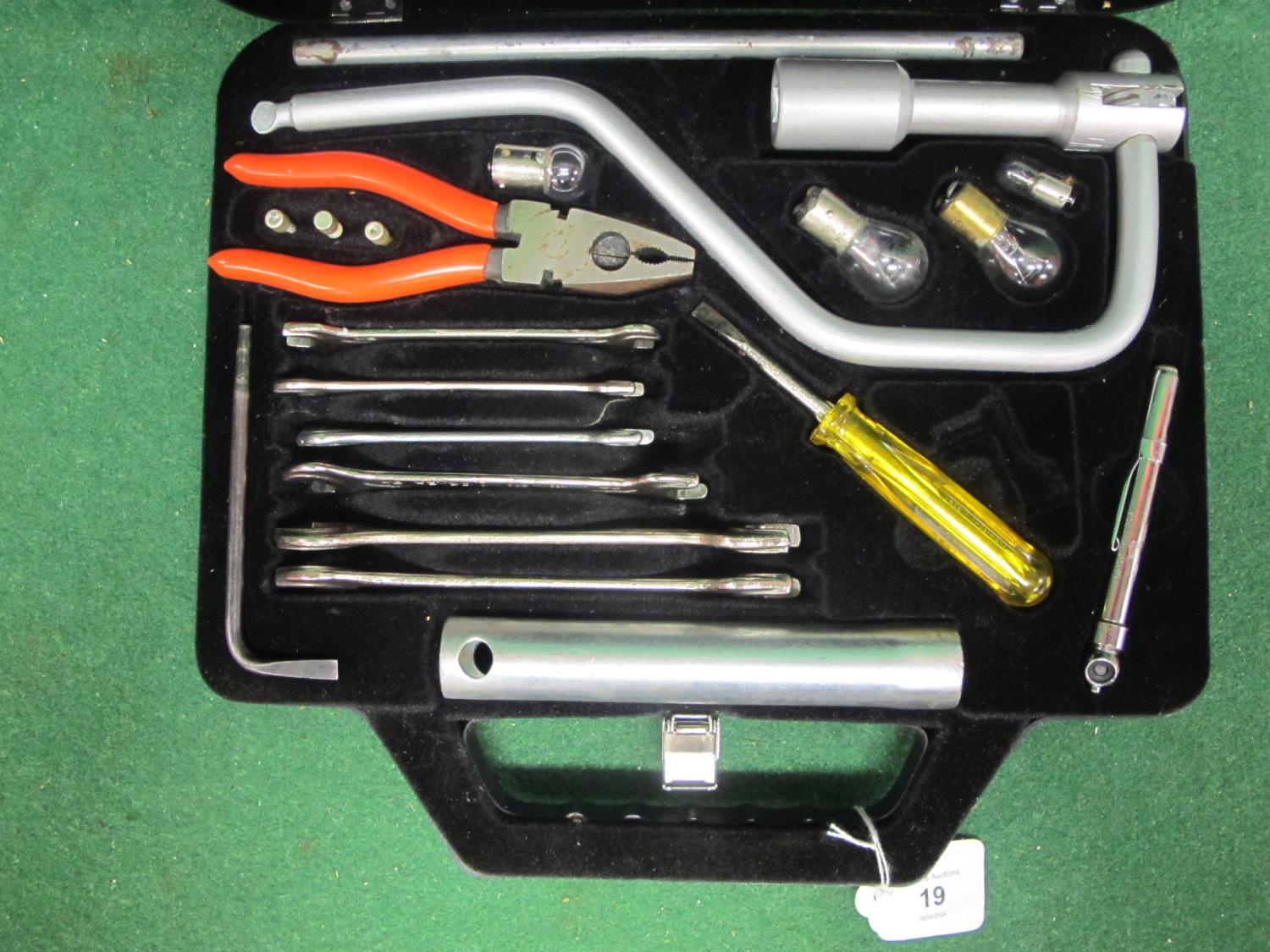 Jaguar cars plastic tool box kit with tools, bulbs and tyre pressure gauge Please note - Image 3 of 3