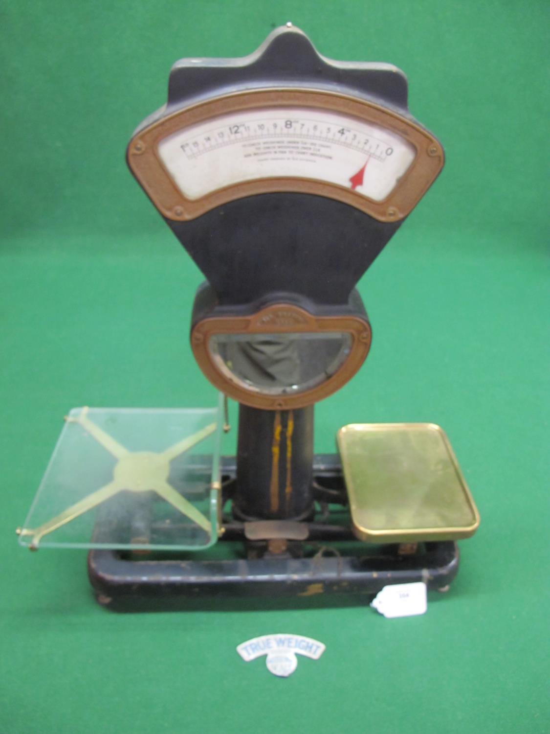 Large and heavy Edwardian shop counter scales of brass and glass construction. Made by Automatic - Image 3 of 3
