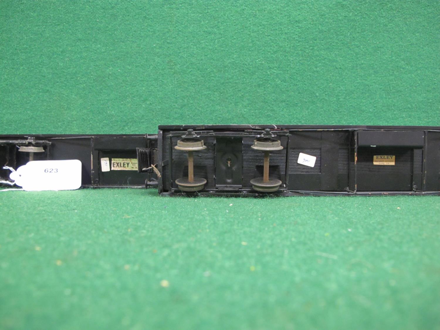 Two Exley O gauge metal and wood bogie coaches to comprise: LMS Corridor Brake 3rd No. 6000 (glazing - Image 2 of 3