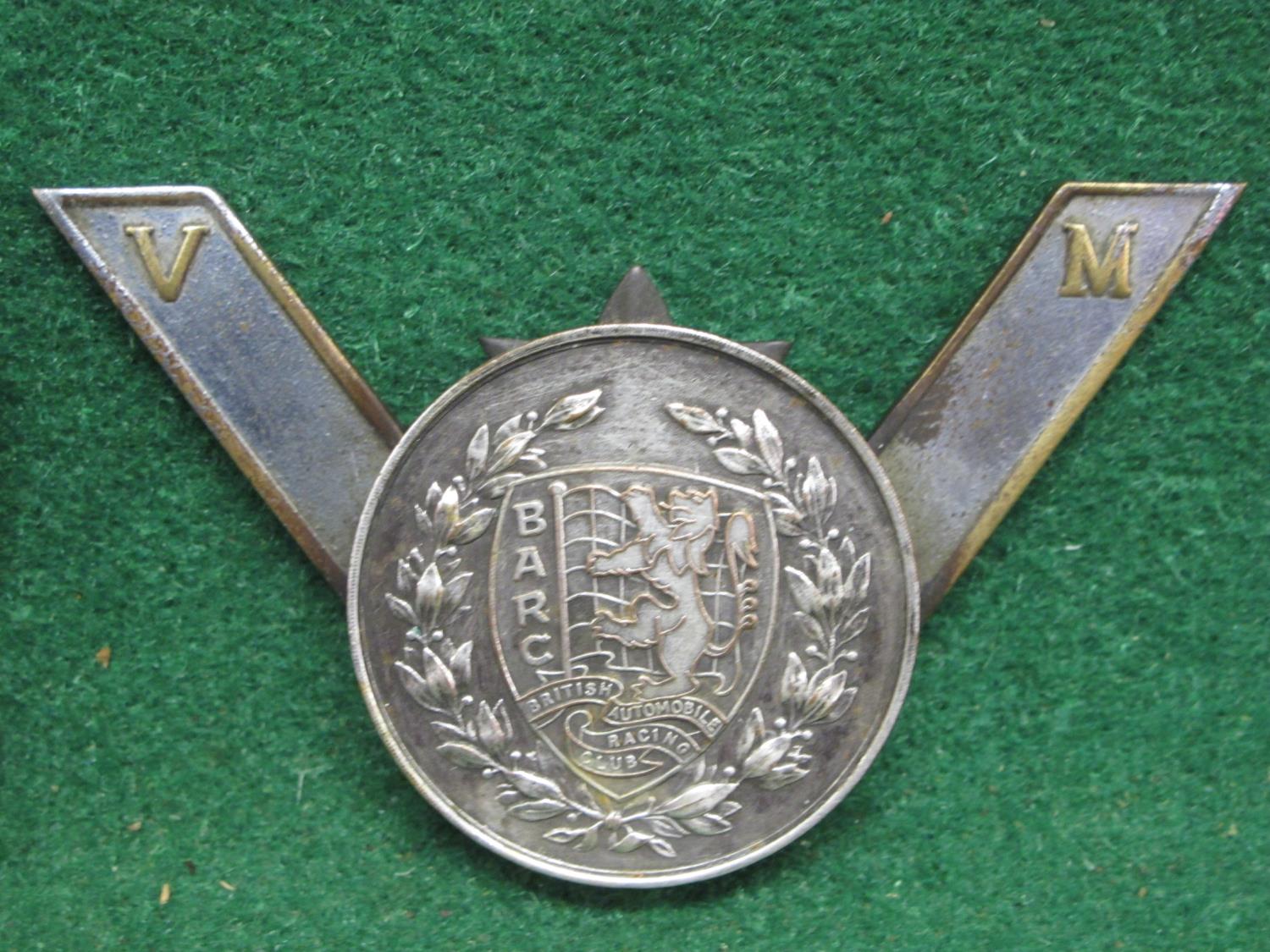 Three car badges to comprise: Invicta Military Vehicle Preservation Society, chrome RAC No. 89007 - Image 2 of 3