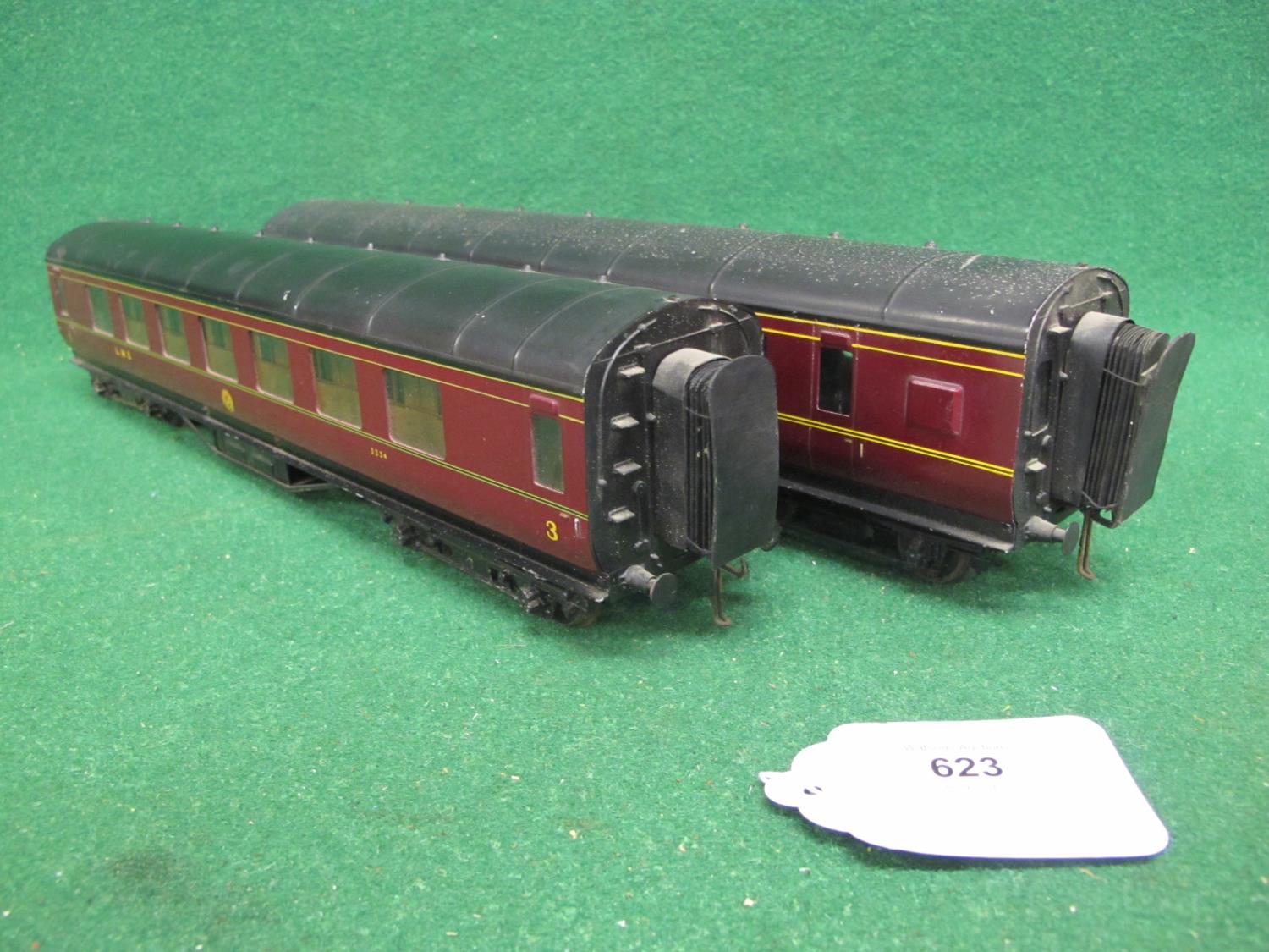 Two Exley O gauge metal and wood bogie coaches to comprise: LMS Corridor Brake 3rd No. 6000 (glazing - Image 3 of 3