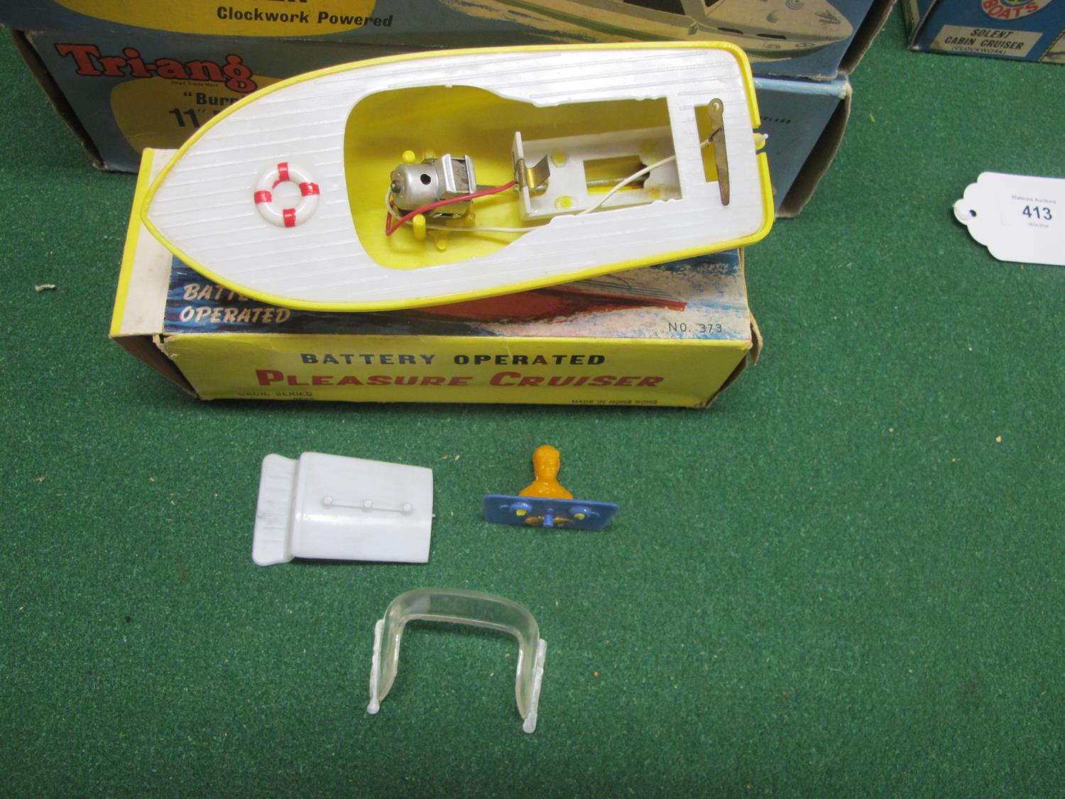 Nine boxed plastic clockwork model boats from Triang and Scalex-Minimodels together with a Cecil - Image 3 of 4