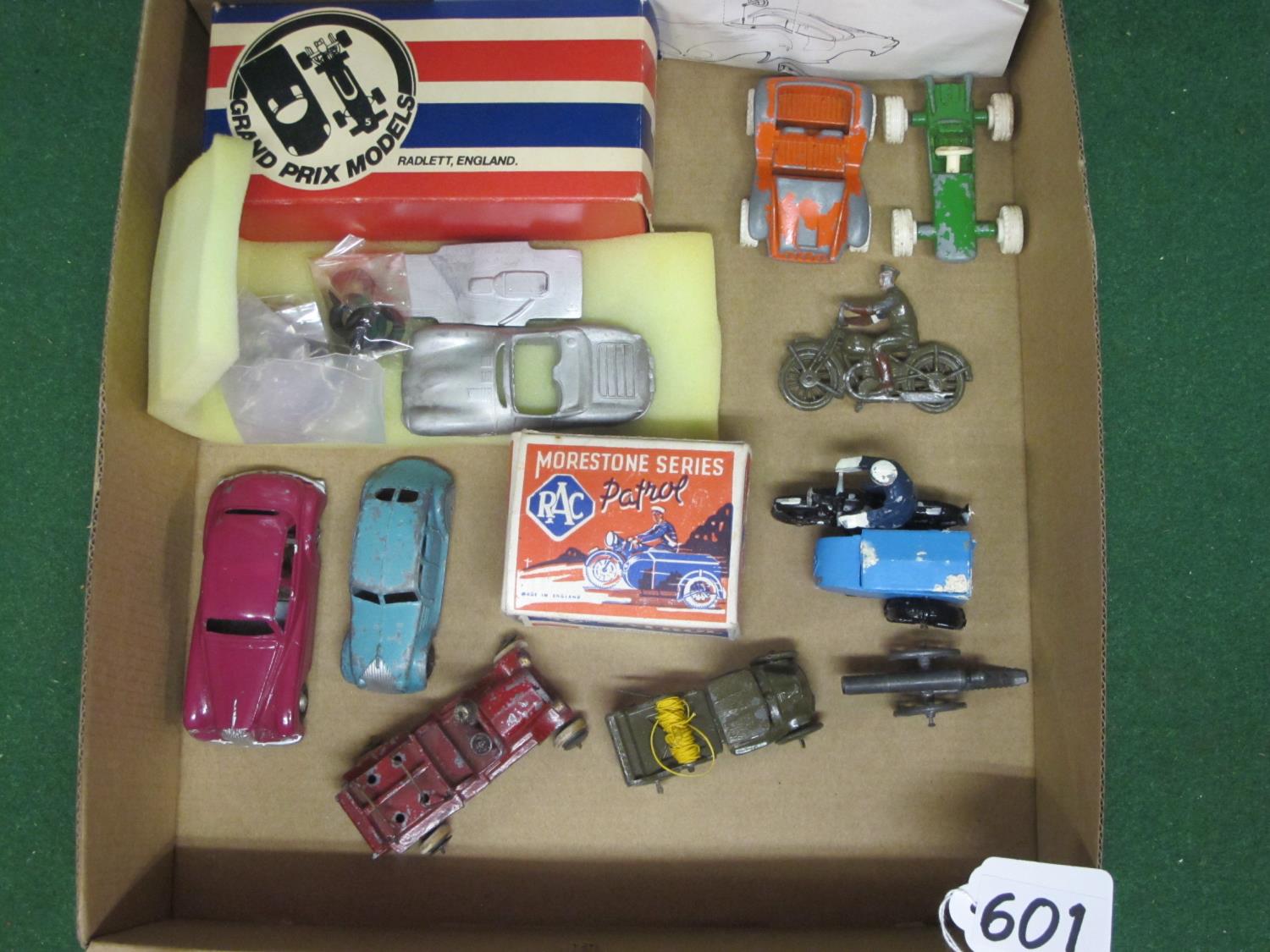 Tray of diecast vehicles to include: an un-named army dispatch rider, an early Dinky Chrysler - Image 2 of 3