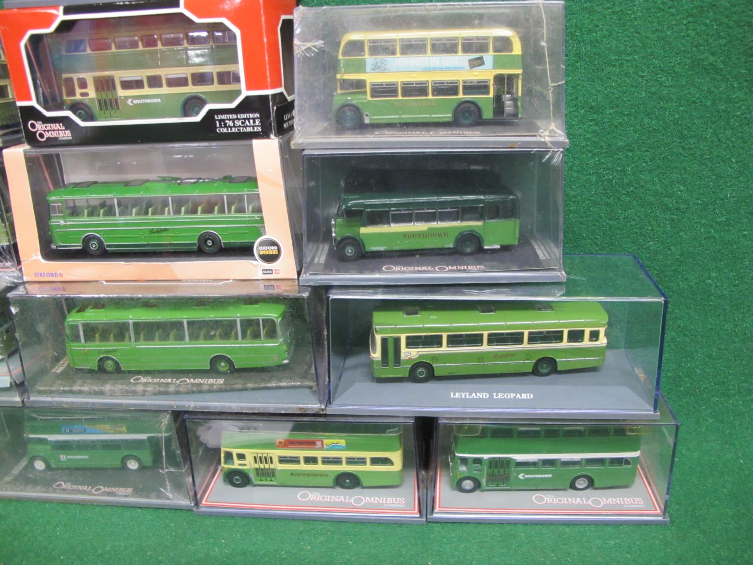 Fourteen Southdown liveried buses and coaches (thirteen Corgi Original Omnibus and one Oxford - Image 2 of 3