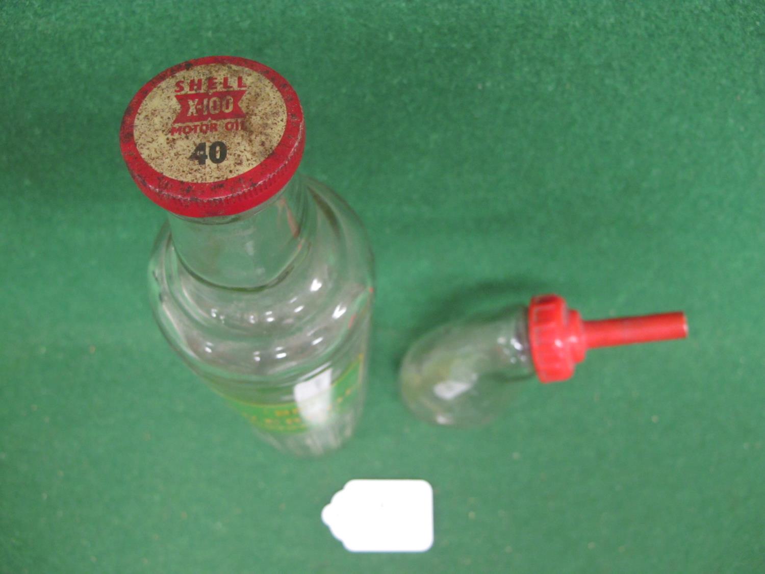 Glass bottle for BP Energol Motor Oil now with a Shell X10040 Motor Oil cap - 13.5" tall together - Image 3 of 3