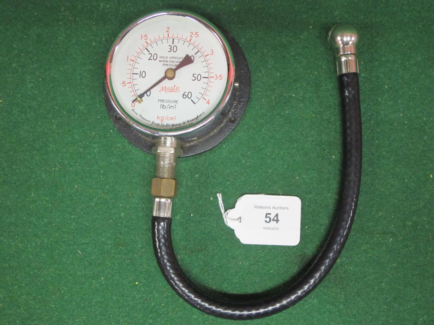 Masta 0-60lb/in sq tyre pressure gauge (0-4kg.cm sq) with 3" dia bezel, marked Lucas Pressure - Image 2 of 3