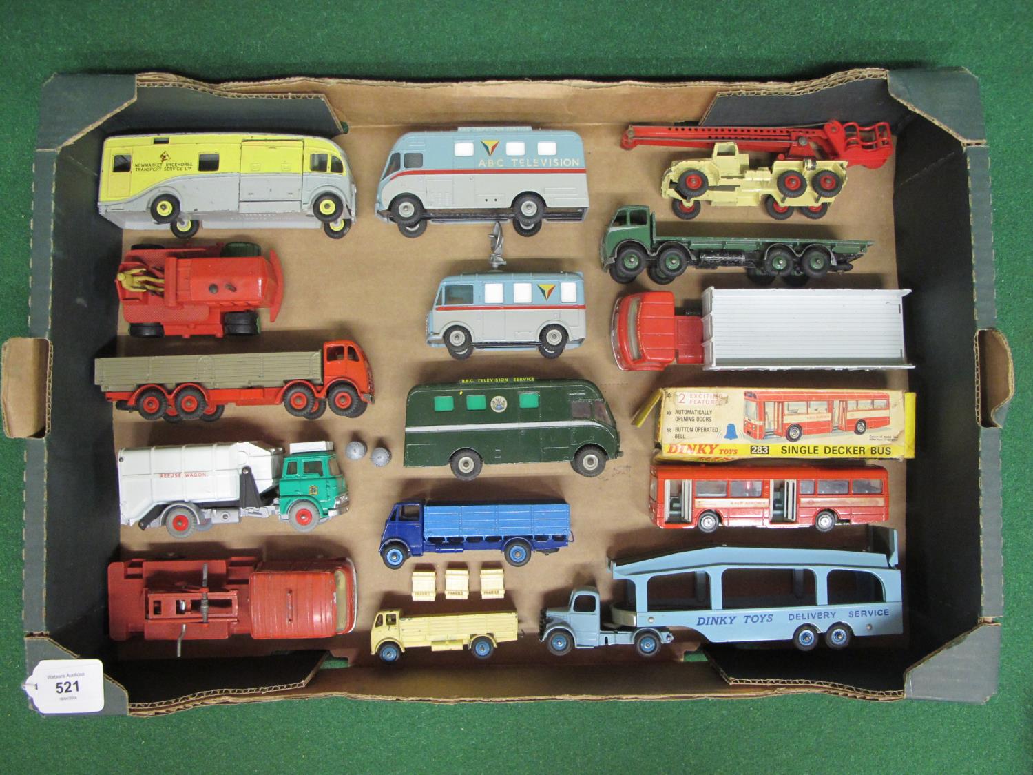 Box of fifteen Dinky diecast commercial vehicles to include: 979 Newmarket Racehorse Transport - Image 2 of 3