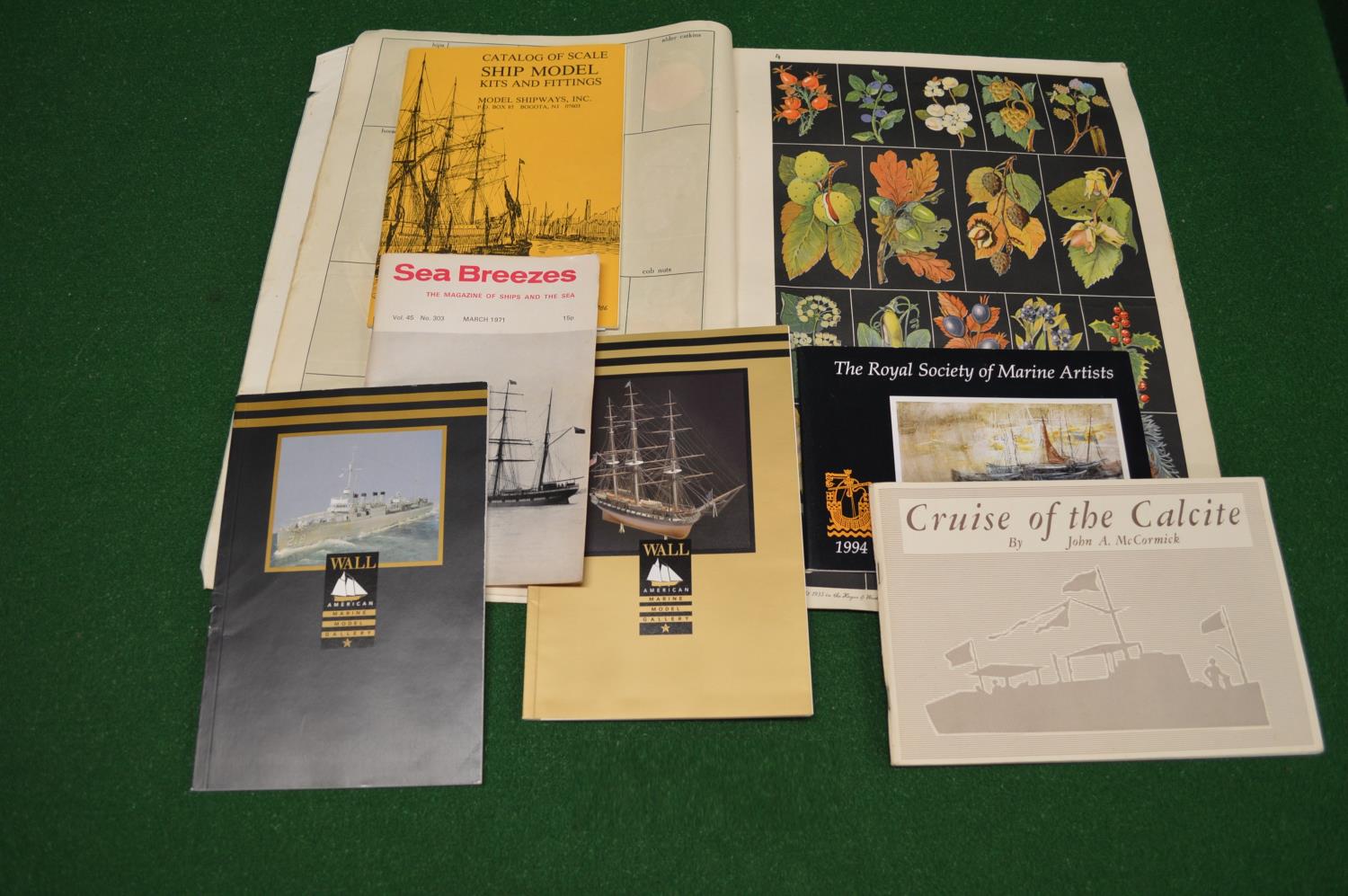Large box full of model and model railway ephemera, leaflets, booklets and catalogues from the - Image 3 of 3