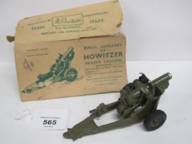 Britains Royal Artillery 4.5" Howitzer with remnants of its box - 5.25" long Please note