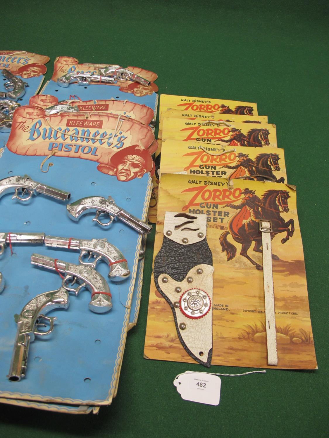 Five Walt Disney Zorro Gun Holster Sets on their original hanging cards - 11" x 14.5" together - Image 3 of 3