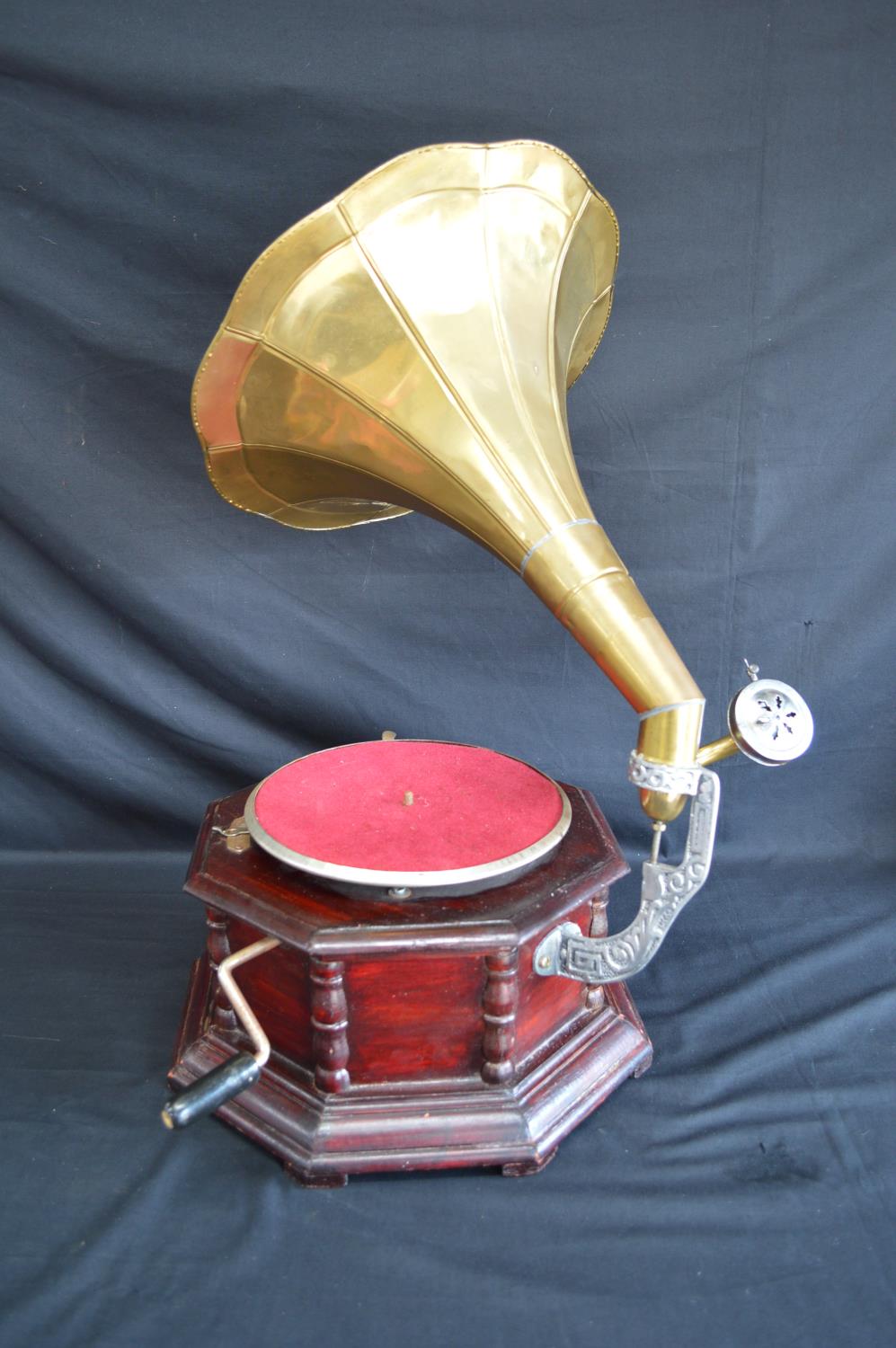 Ultra Bakelite radio with top carrying handle - 30.5cm wide together with a reproduction - Image 3 of 5