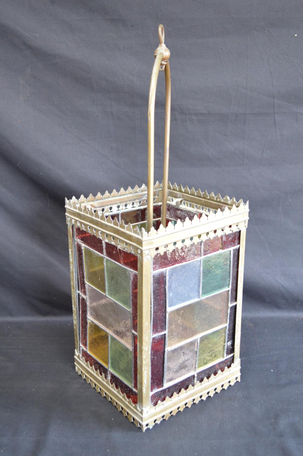 Brass framed lantern shade having four coloured lead light panels - 19.5cm x 19.5cm x 55cm tall - Image 2 of 4