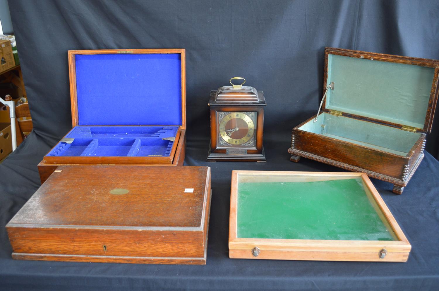 Smith's mahogany cased bracket clock with presentation plaque together with display case, oak box