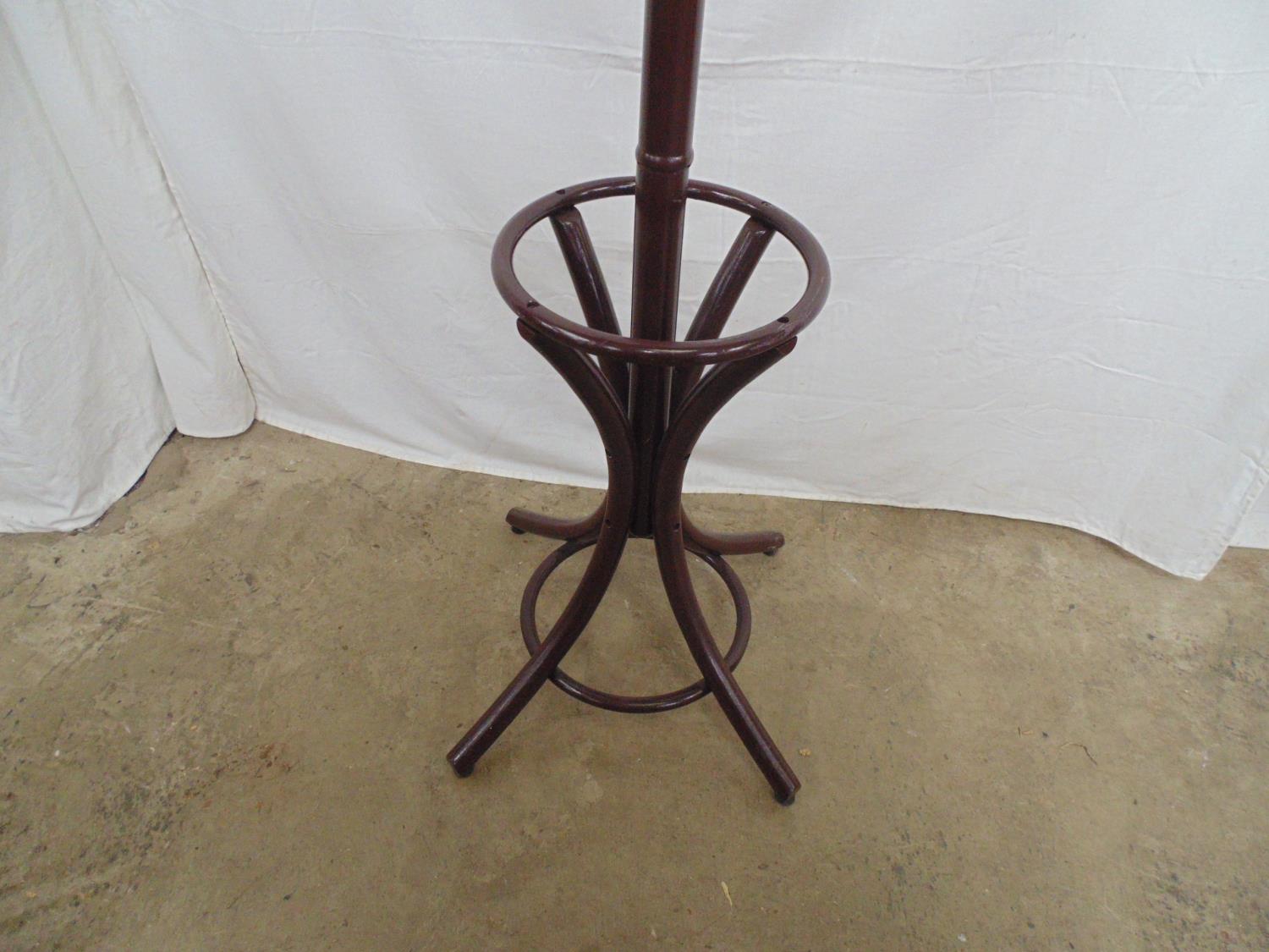 Modern painted bentwood hatstand having six S shaped coat hooks and lower umbrella section - - Image 2 of 3