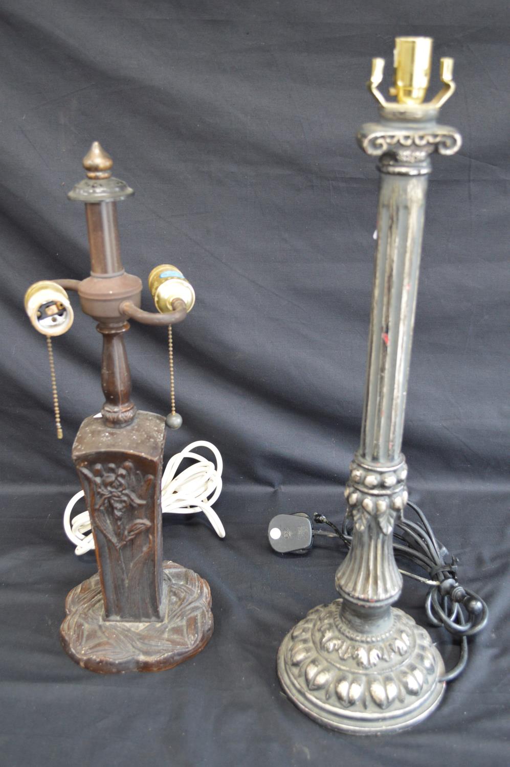 Painted metal table lamp with floral decoration on shaped base - 48.5cm tall together with one other - Image 2 of 2