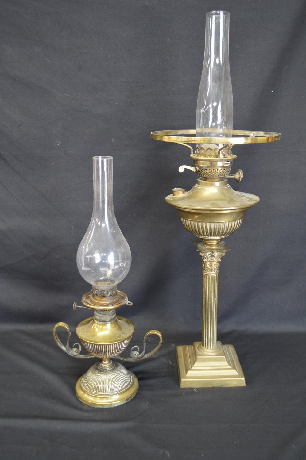 Two brass oil lamps with chimneys - tallest 69cm including chimney Please note descriptions are - Image 2 of 2