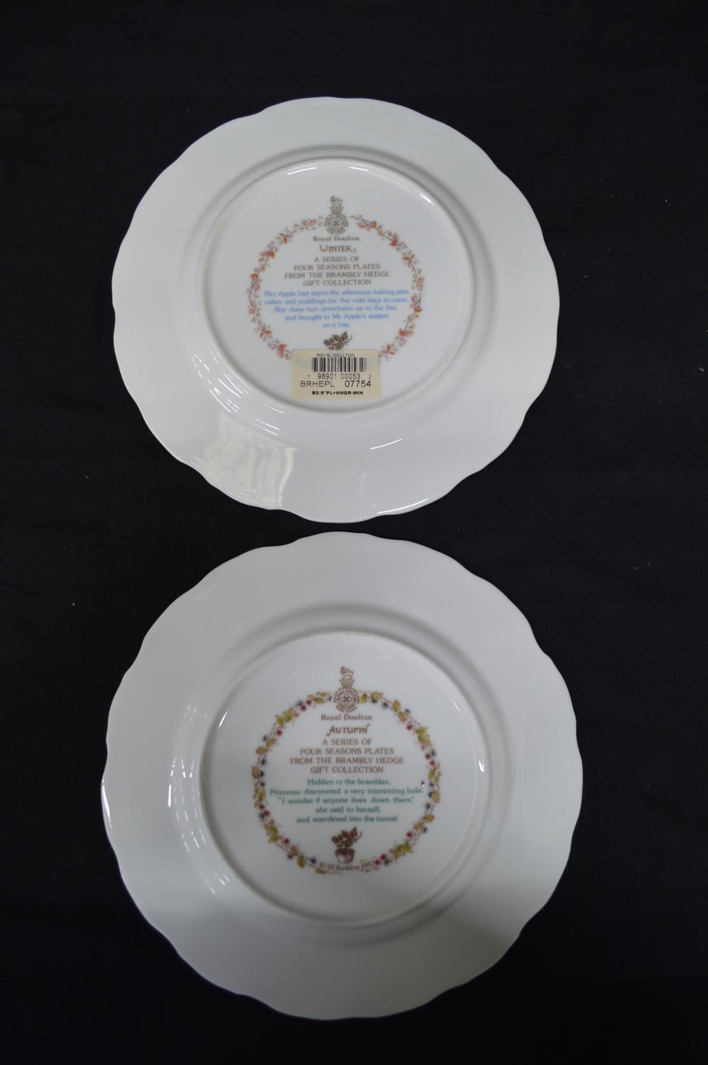 Quantity of Royal Doulton Bramley Hedge some in original boxes to comprise: Winter plate, Autumn - Image 4 of 8