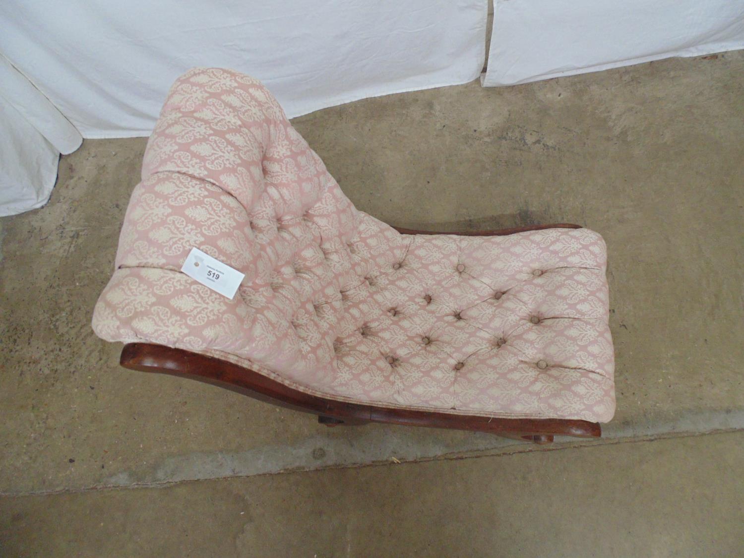 Mahogany slipper chair having buttoned pink and white upholstery, standing on scrolled legs ending - Image 4 of 4