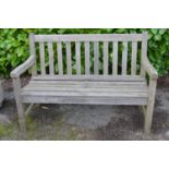 Wooden garden bench - 122cm x 60cm x 86cm tall Please note descriptions are not condition reports,