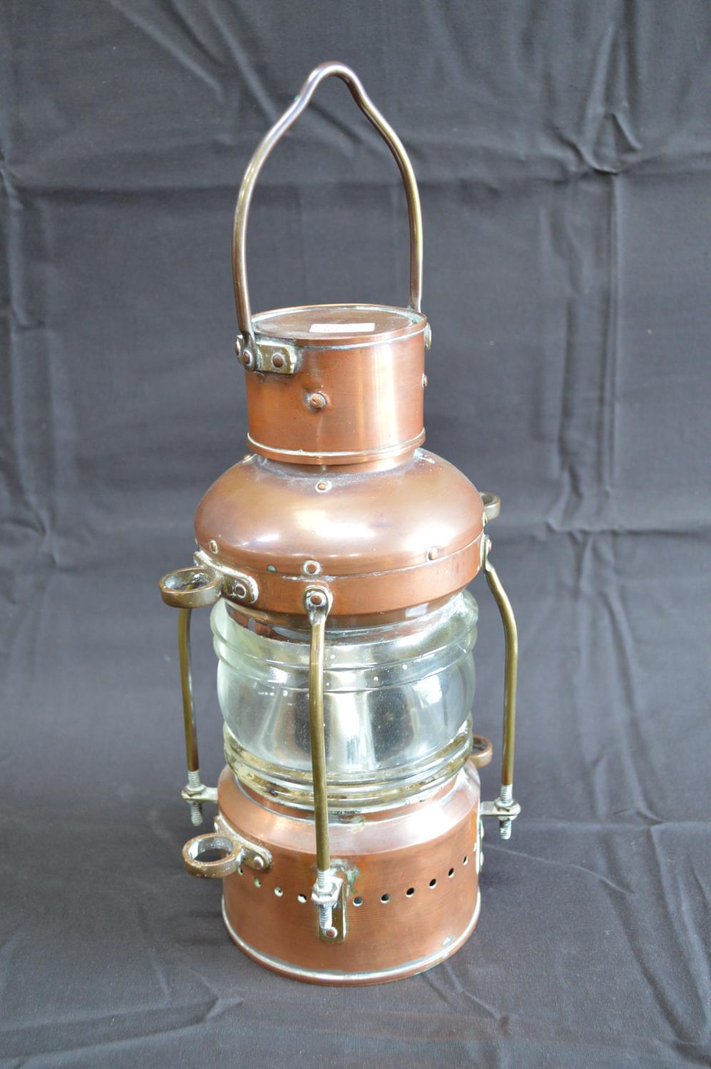 Un-named copper 360 degree anchor lantern with brass mounts - 33cm tall Please note descriptions are - Image 2 of 3