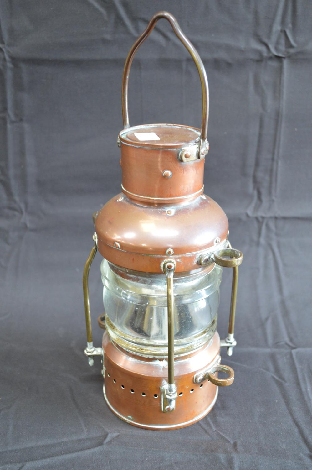 Un-named copper 360 degree anchor lantern with brass mounts - 33cm tall Please note descriptions are - Image 3 of 3