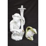 White glazed table lamp in the form of a seated monkey - 65cm tall (not including bulb fitting)