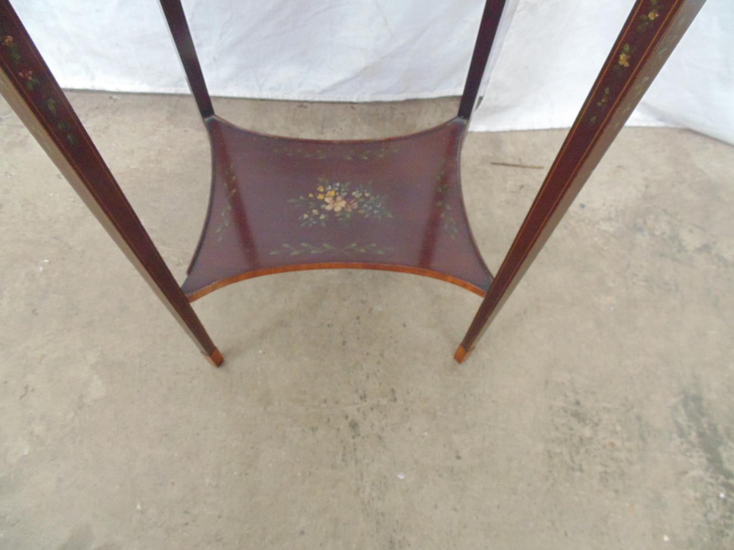 Mahogany inlaid cross banded painted occasional table the oval top on square tapering supports - Bild 3 aus 4