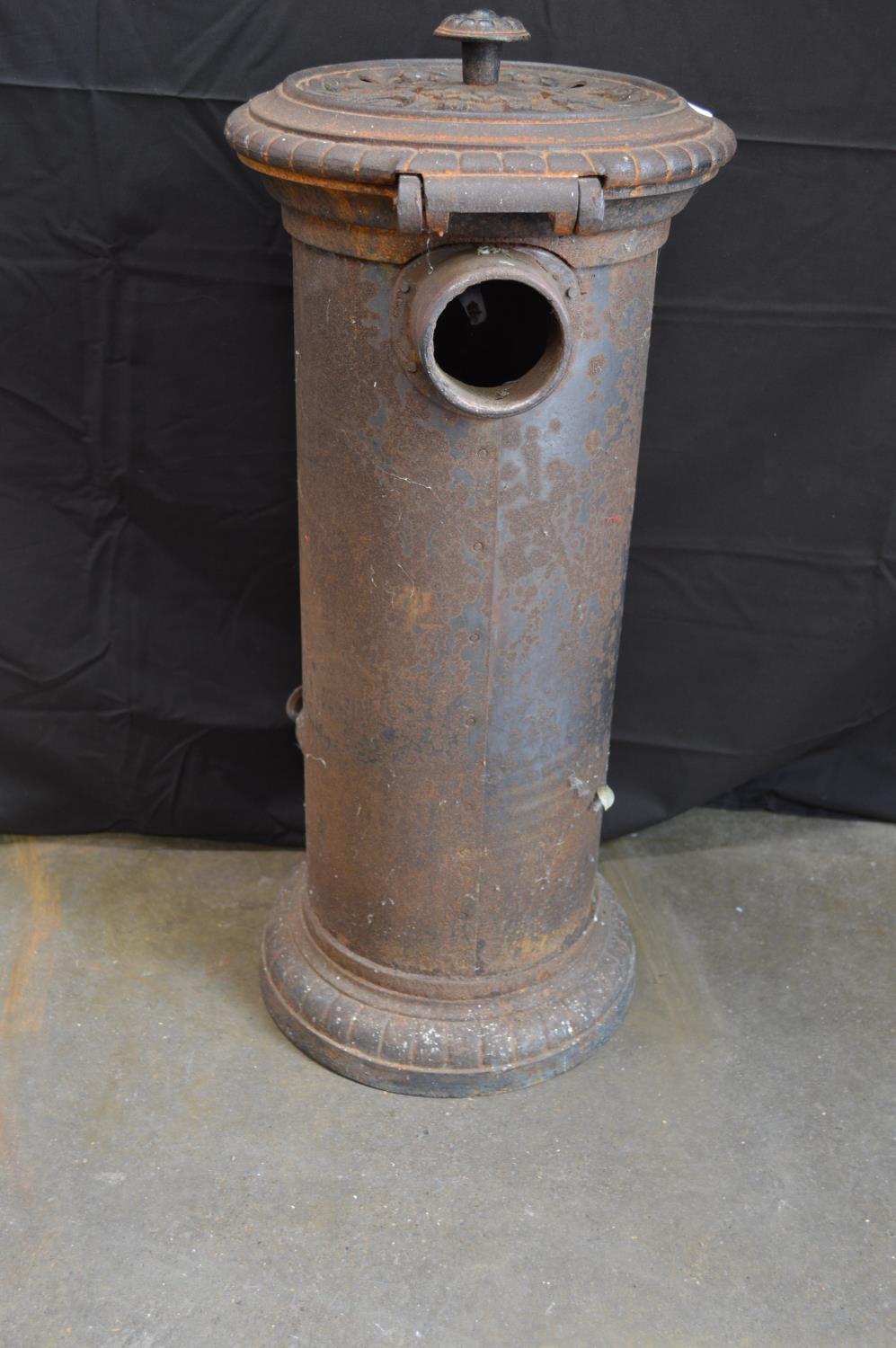 Iron URF wood burning stove - 69cm tall Please note descriptions are not condition reports, please - Image 3 of 3