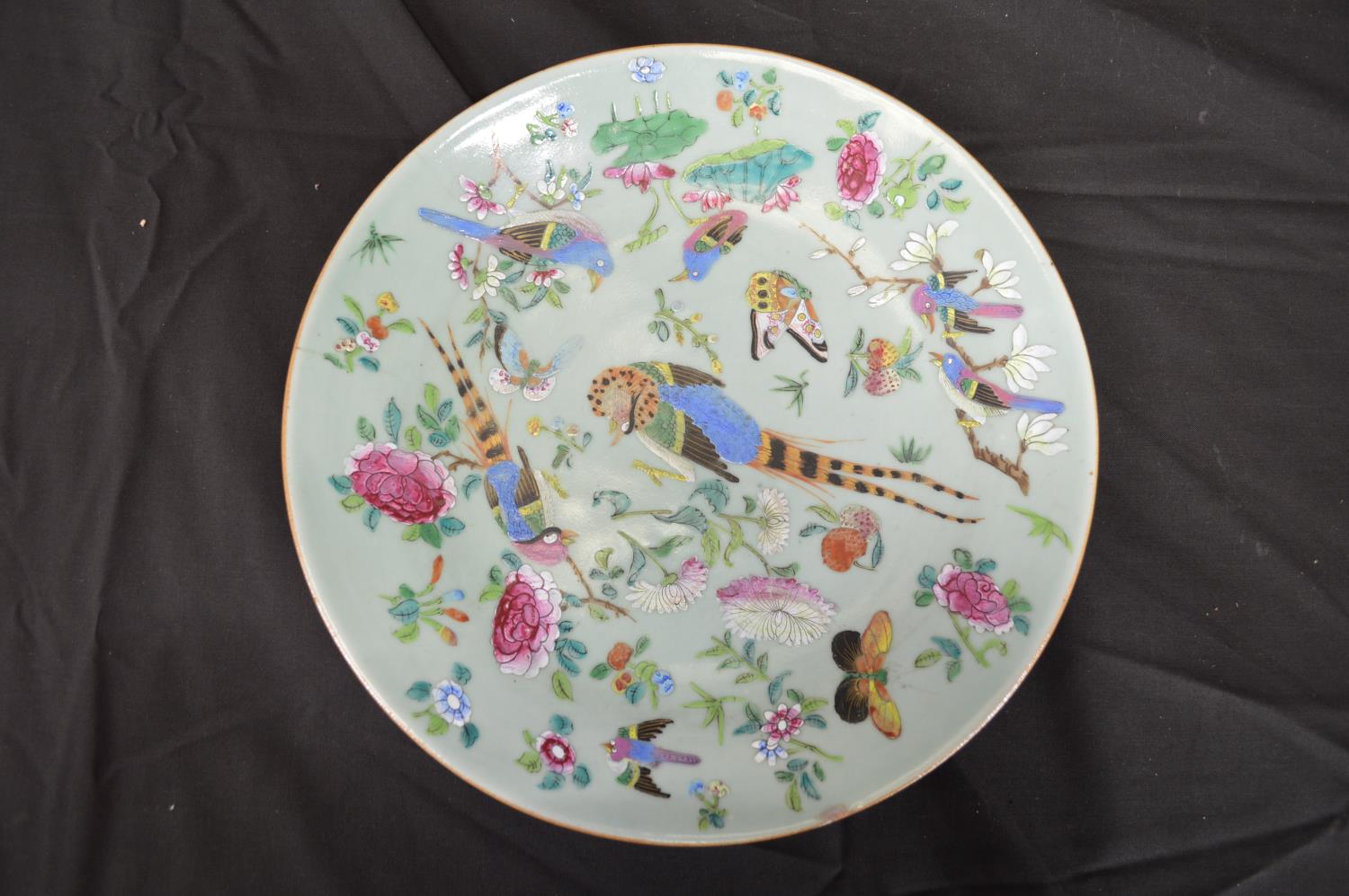 Celadon green hand painted plate having decoration of birds, flowers and butterflies with blue - Bild 3 aus 4