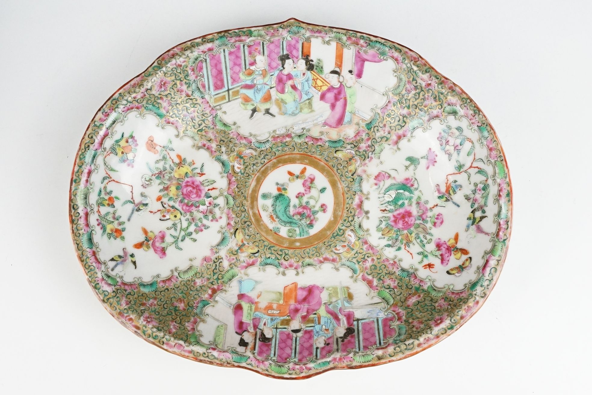 Chinese Cantonese Famille Rose Porcelain Bowl decorated with panels of figures and panels of exotic - Image 2 of 15