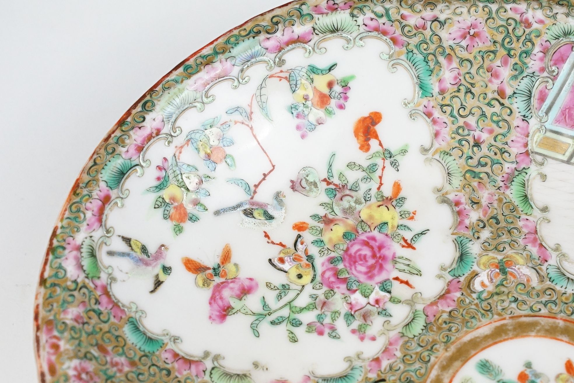Chinese Cantonese Famille Rose Porcelain Bowl decorated with panels of figures and panels of exotic - Image 5 of 15
