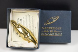 Stuart Houghton brass paperweight modelled as a fountain pen, length approx 8.5cm, with original box
